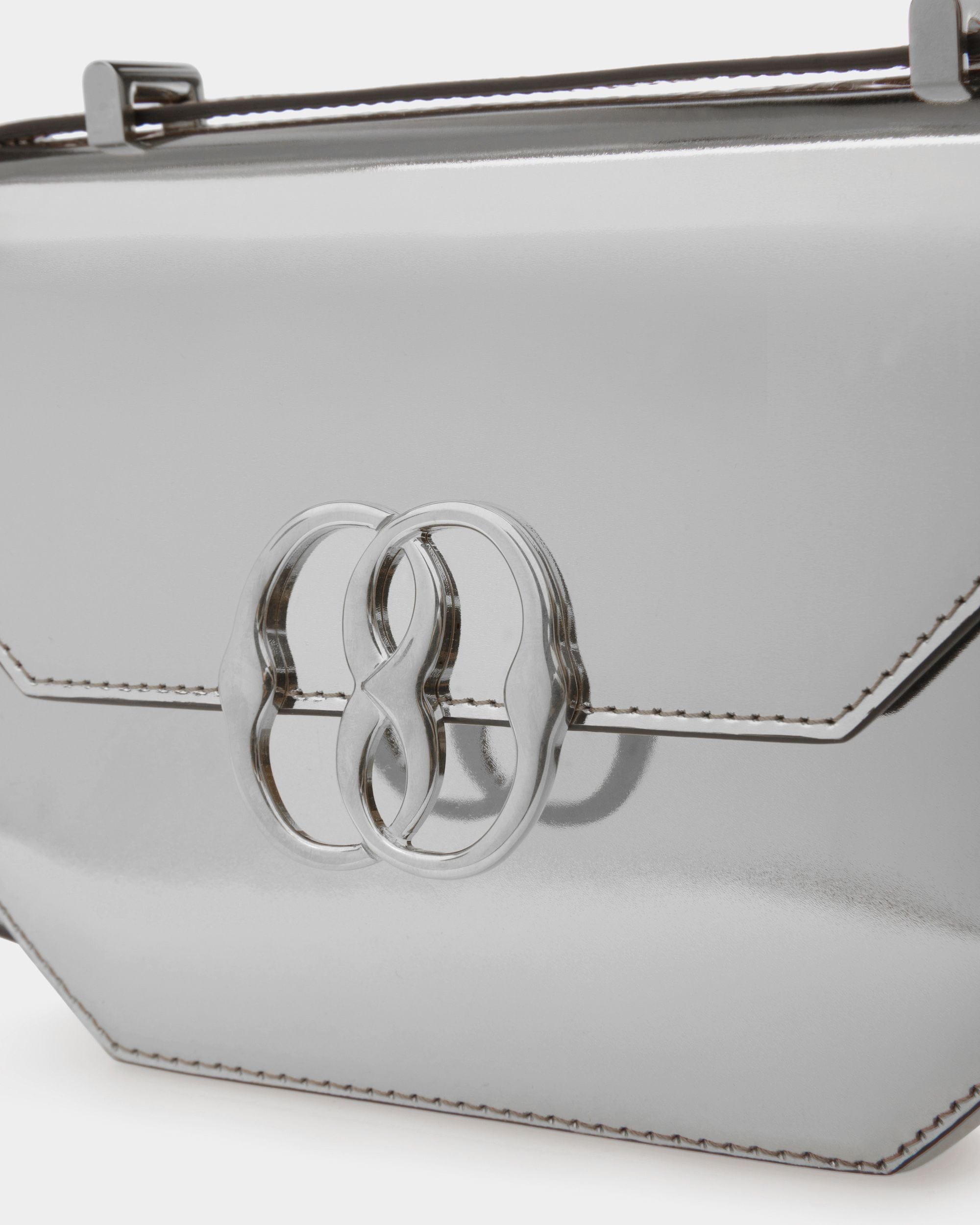 Emblem Minibag Aus Silberfarbenem Leder - Damen - Bally - 05