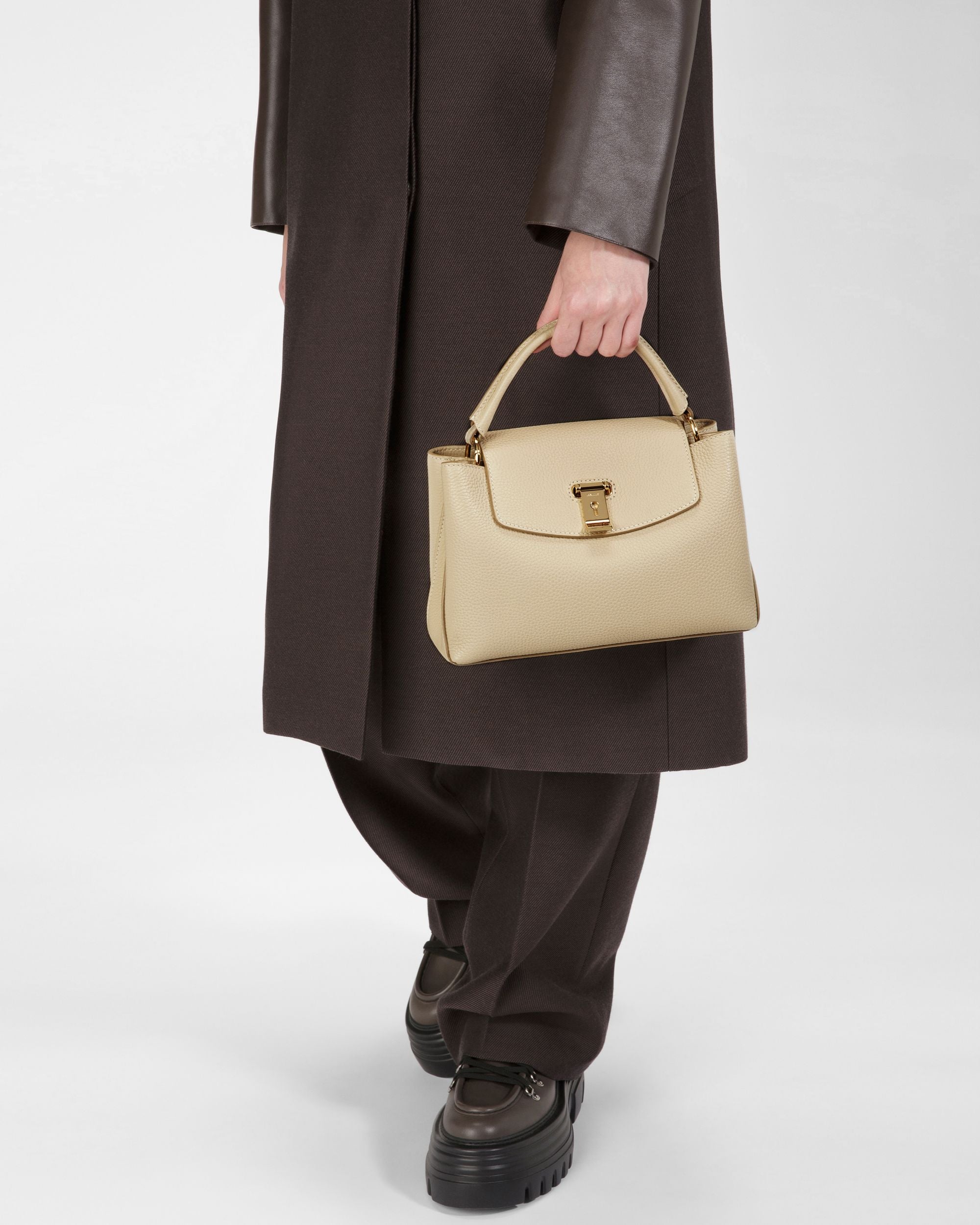 Layka Henkeltasche Aus Leder In Fossil - Damen - Bally - 02