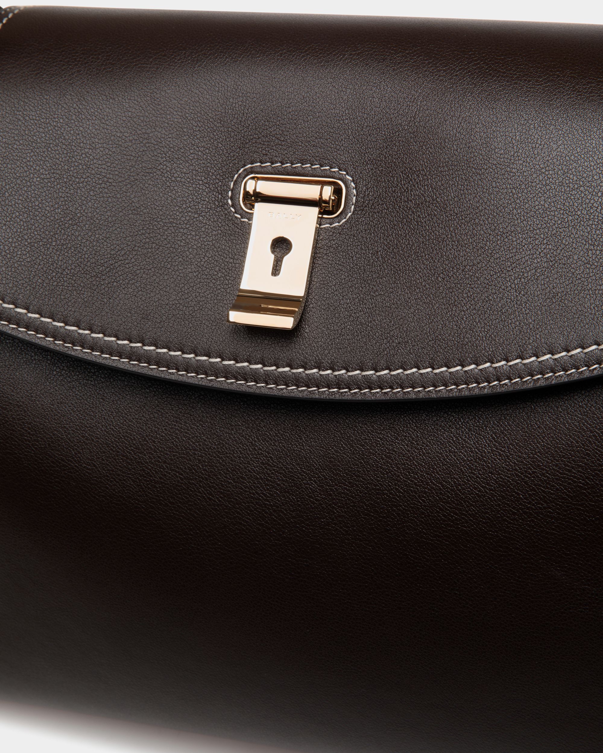 Lock Me Henkeltasche Aus Leder In Ebenholzschwarz - Damen - Bally - 06