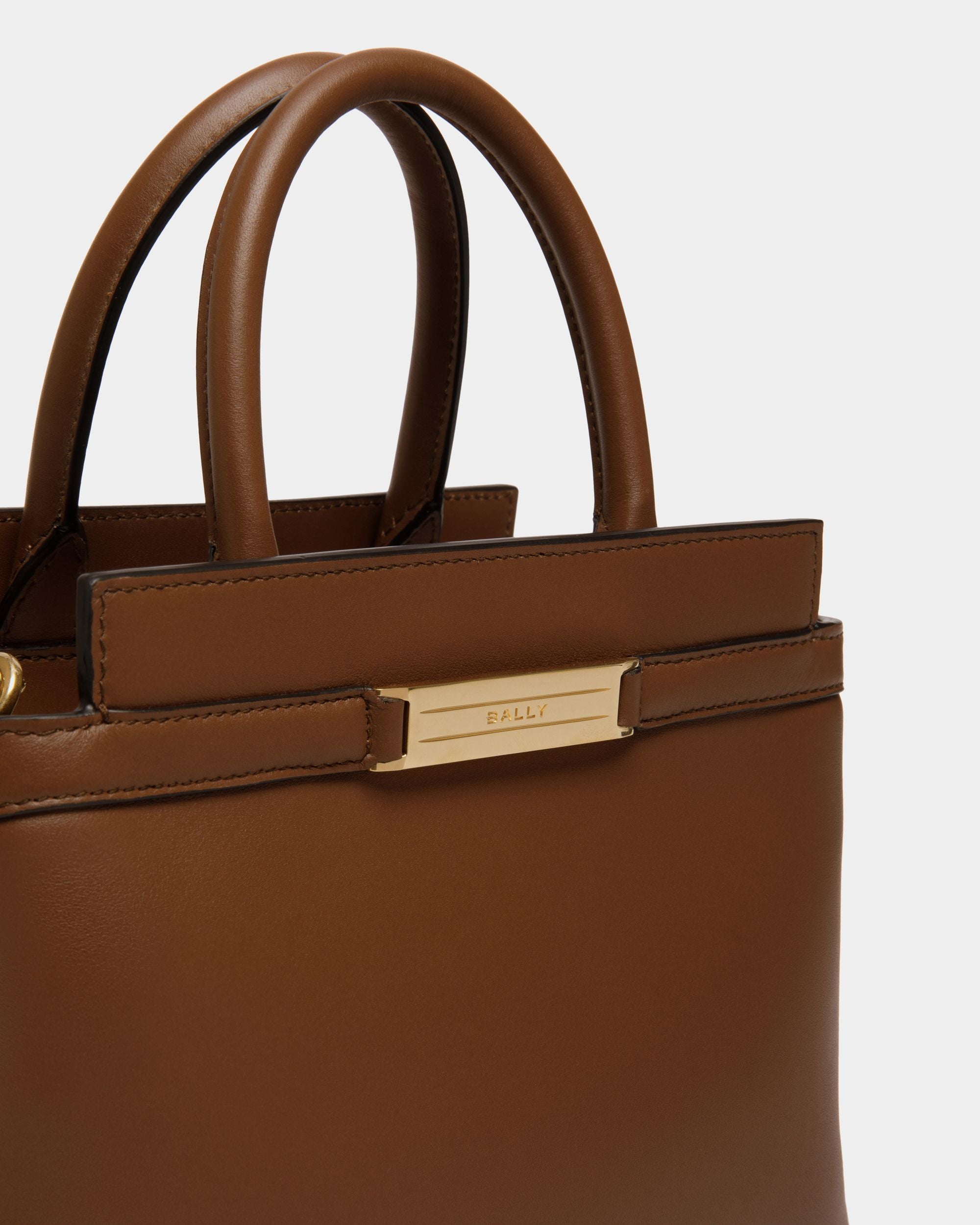 Kleine Deco Tragetasche Aus Leder In Braun - Damen - Bally - 05