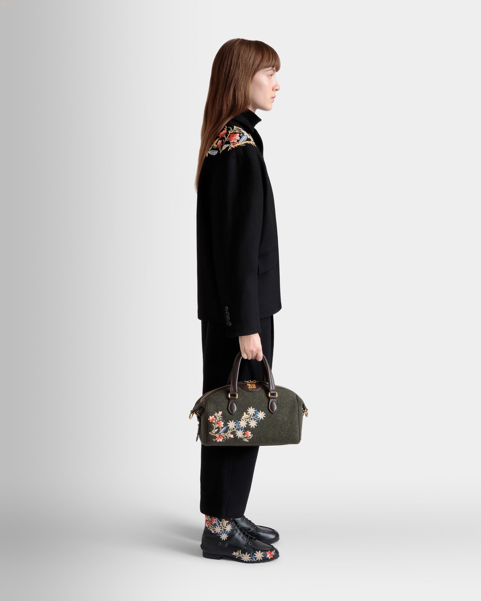 Winter Capsule Henkeltasche Aus Dunkelgrüner Wolle Und Leder In Ebenholzschwarz Mit Alpenblumen - Damen - Bally - 02