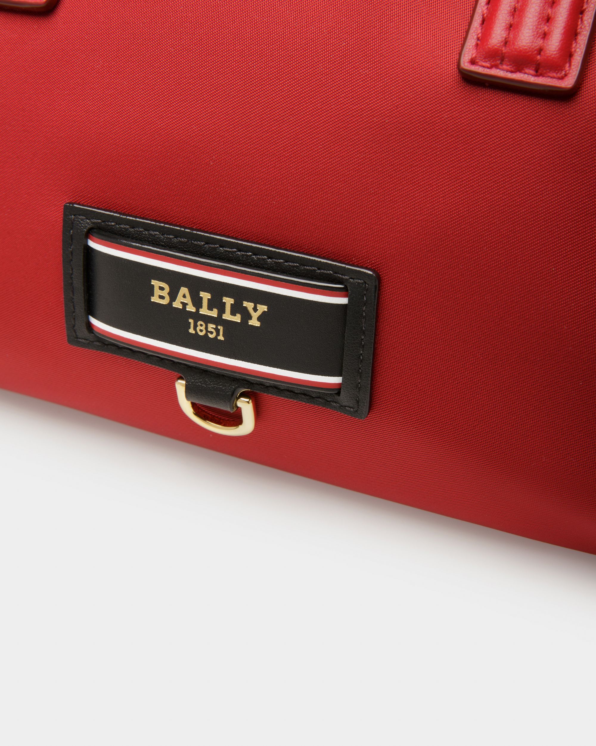 Evin Minitasche Aus Rotem Recyceltem Nylon - Damen - Bally - 06