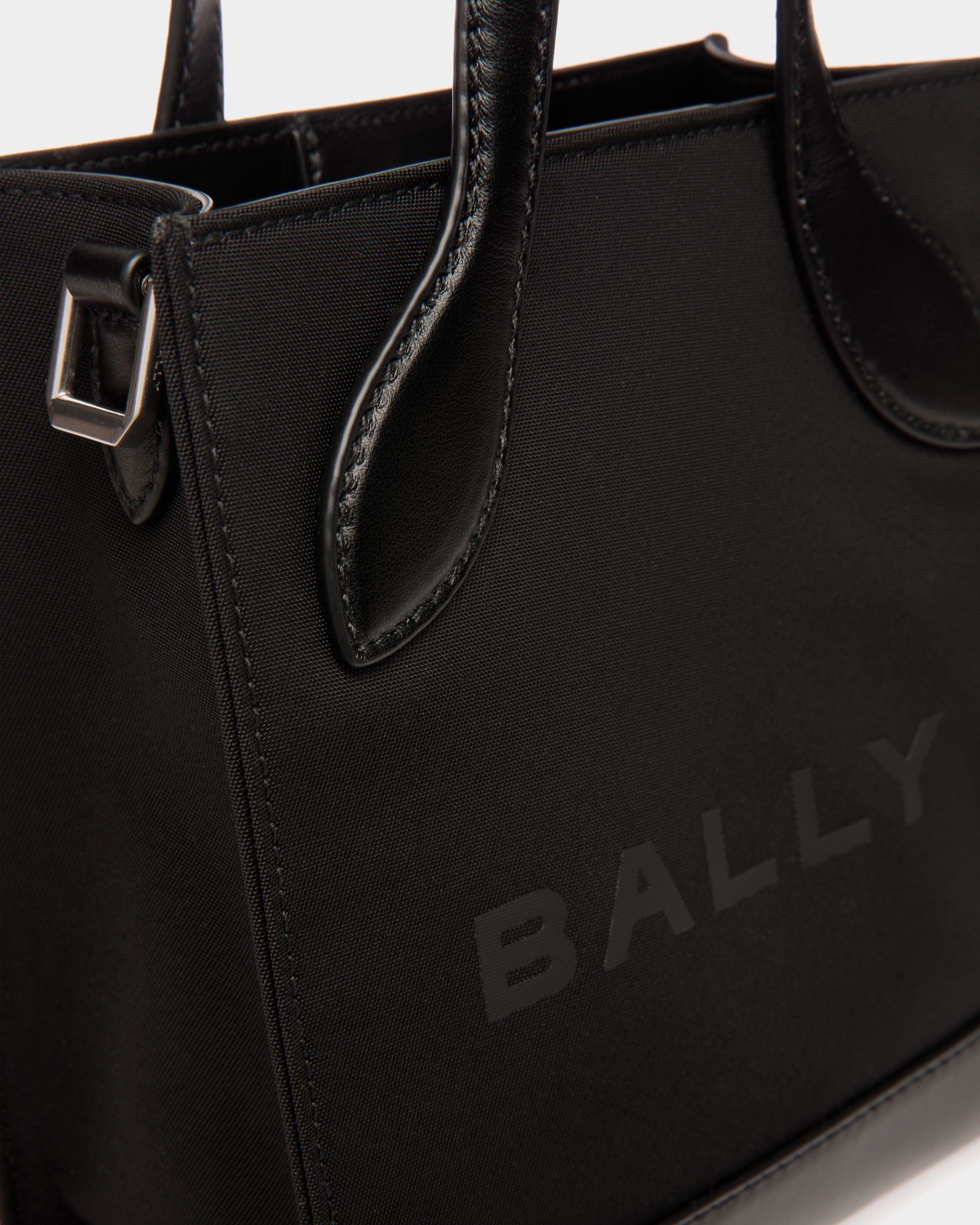 Bar Mini Tragetasche Aus Nylon Und Leder In Schwarz - Damen - Bally - 05