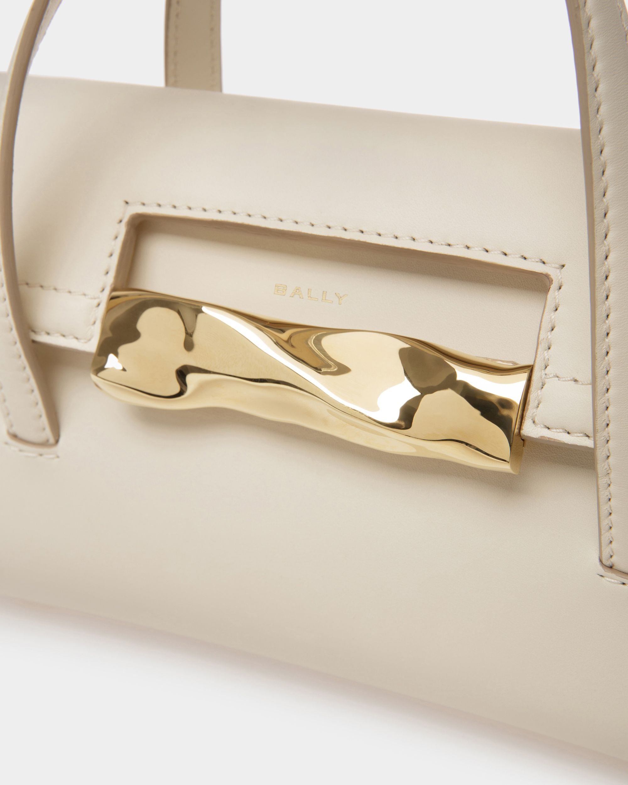 Baroque Minibag Aus Leder in Elfenbein - Damen - Bally - 06