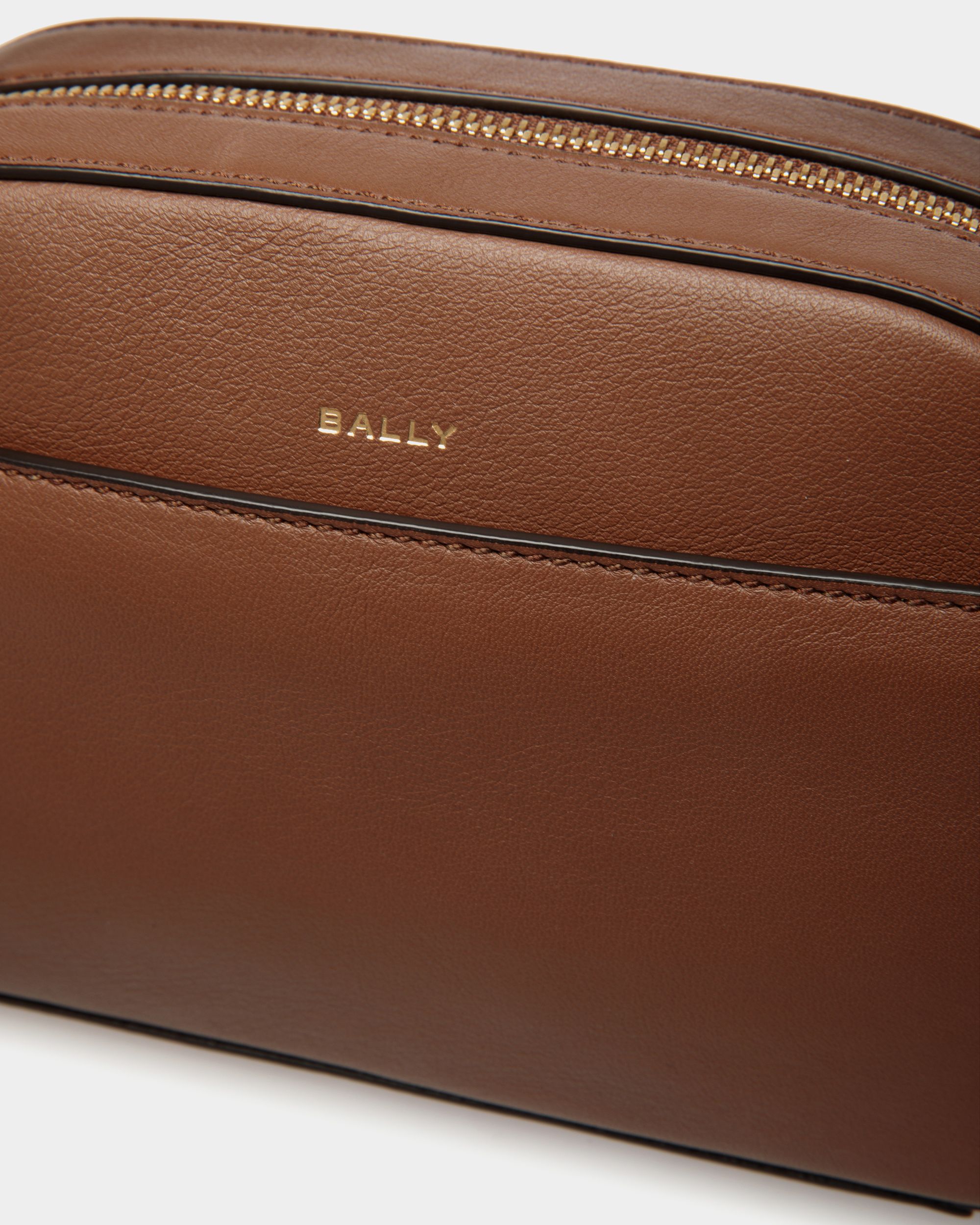 Code Umhängetasche Aus Leder In Braun - Damen - Bally - 05