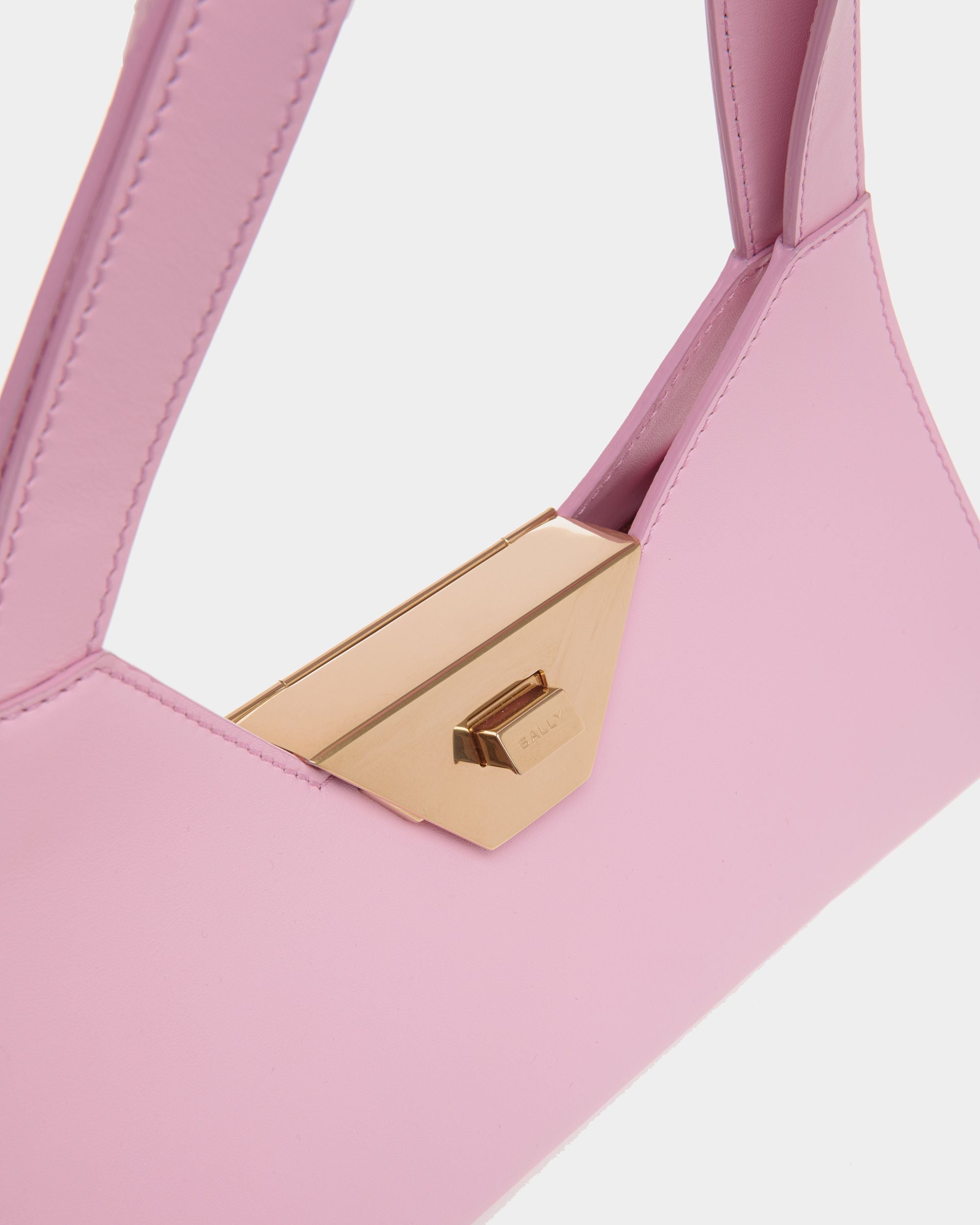 Tilt Schultertasche Aus Leder In Rosa - Damen - Bally - 05