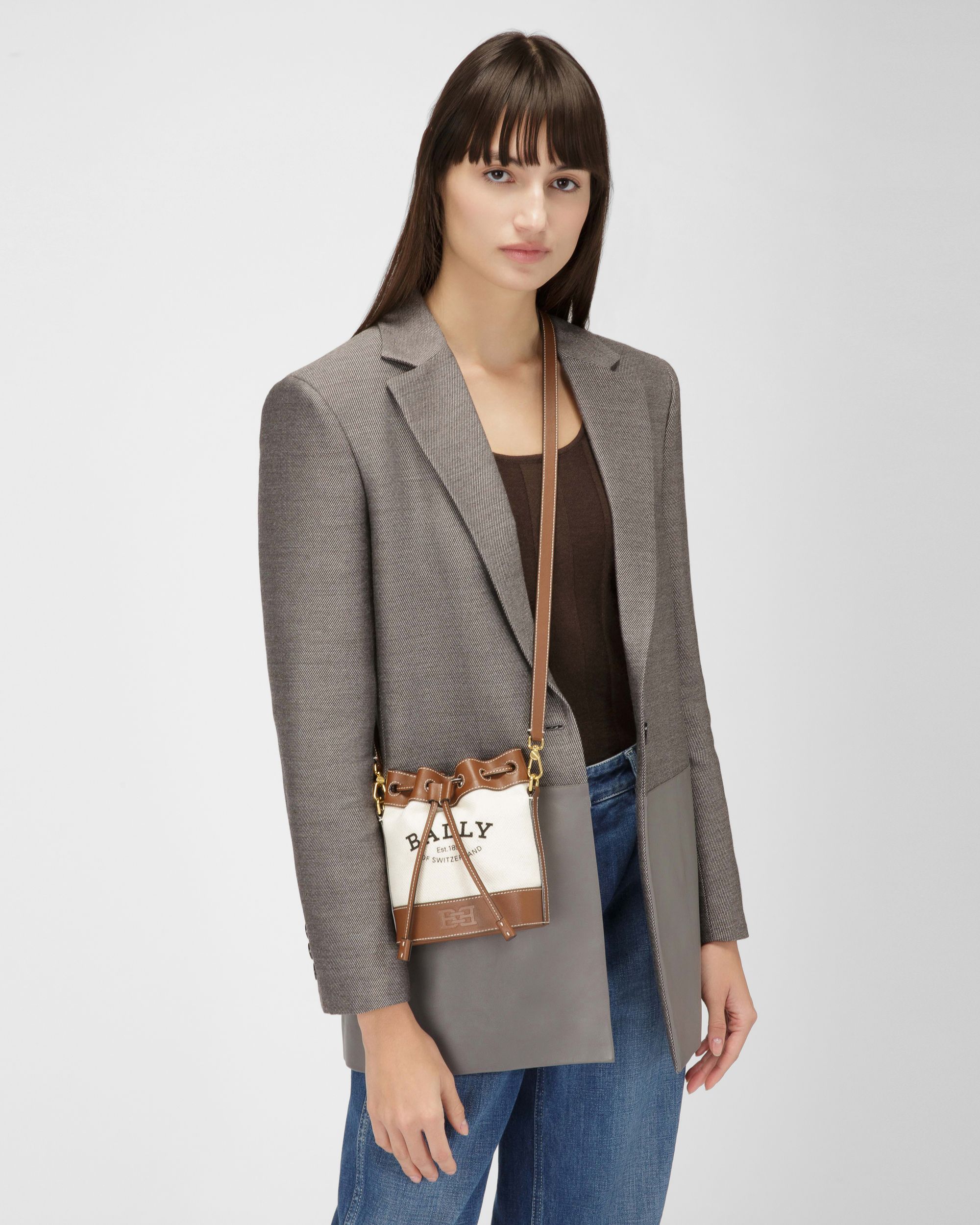 Cleoh Beuteltasche Aus Stoff In Natur Und Braun - Damen - Bally - 02