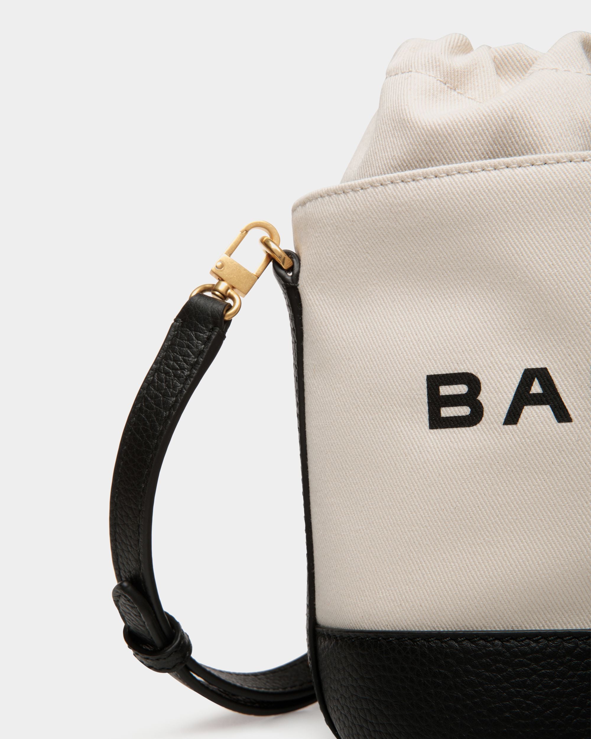 Bar Mini-Beuteltasche Aus Weißem Und Schwarzem Canvas Und Leder - Damen - Bally - 05