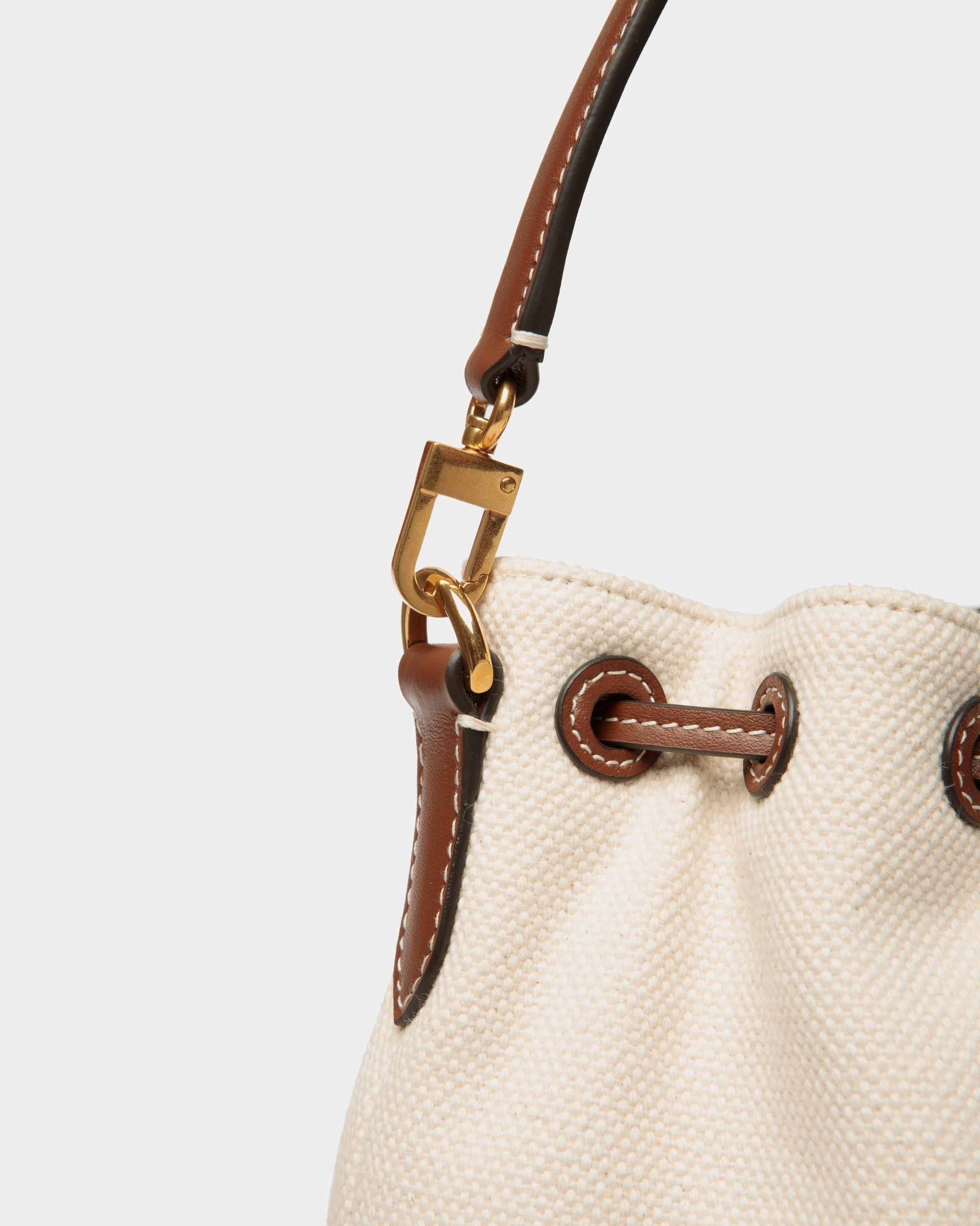 Beuteltasche Akelei Aus Canvas In Natur - Damen - Bally - 06