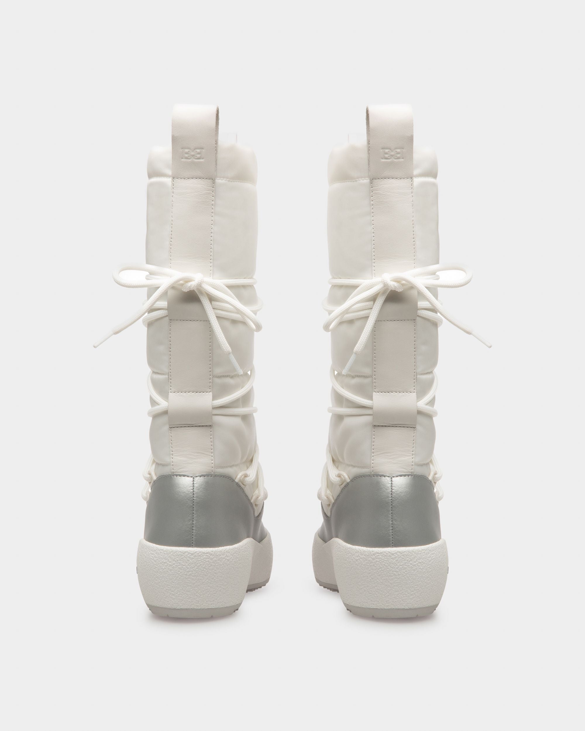 Cathye Stiefel Aus Recyceltem Nylon Und Leder In Weiss Und Silber - Damen - Bally - 04