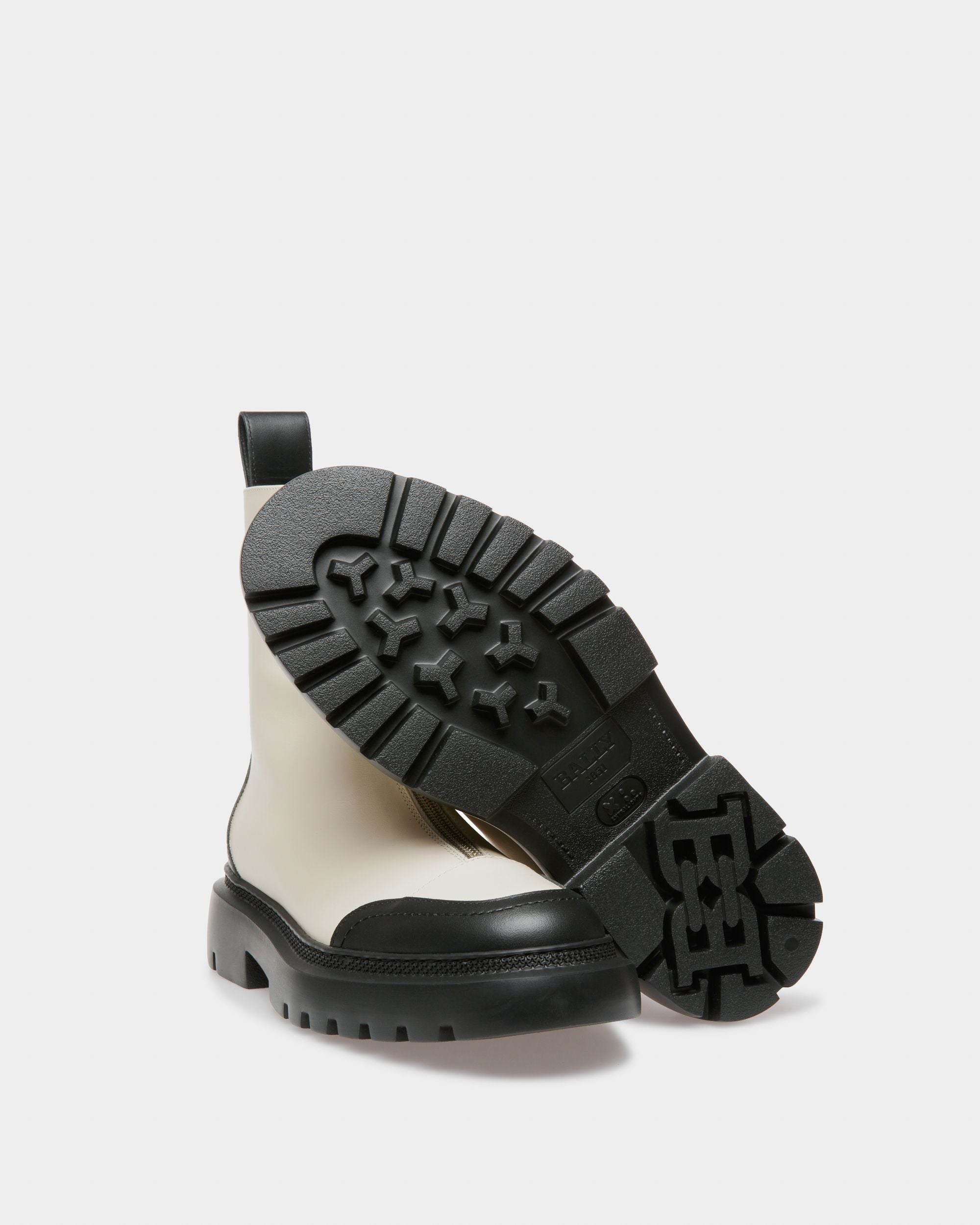 Giuli Lederstiefelette In Knochen - Damen - Bally - 05
