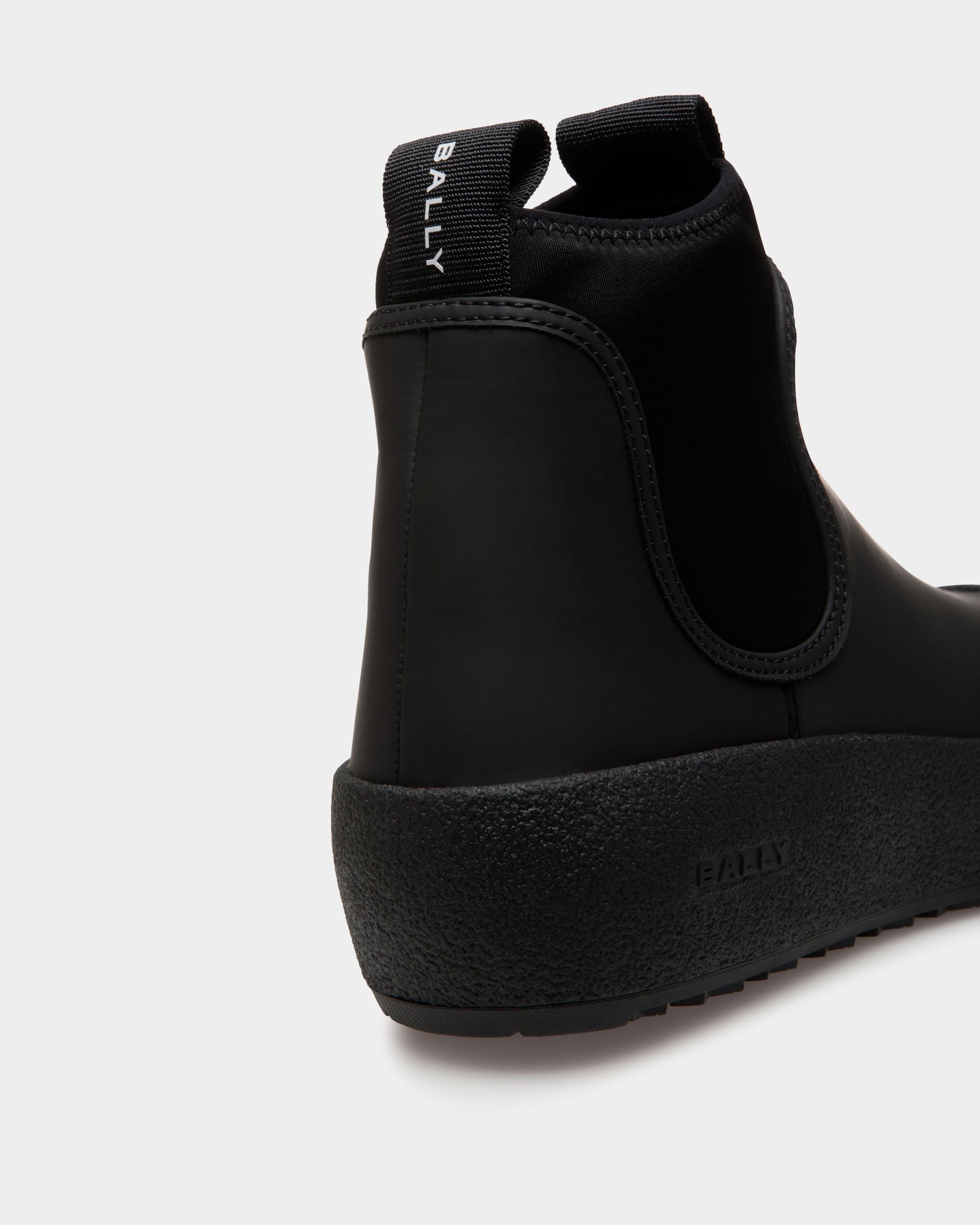 Bally Curling Stiefelette Aus Schwarzem Gummiertem Leder - Damen - Bally - 05
