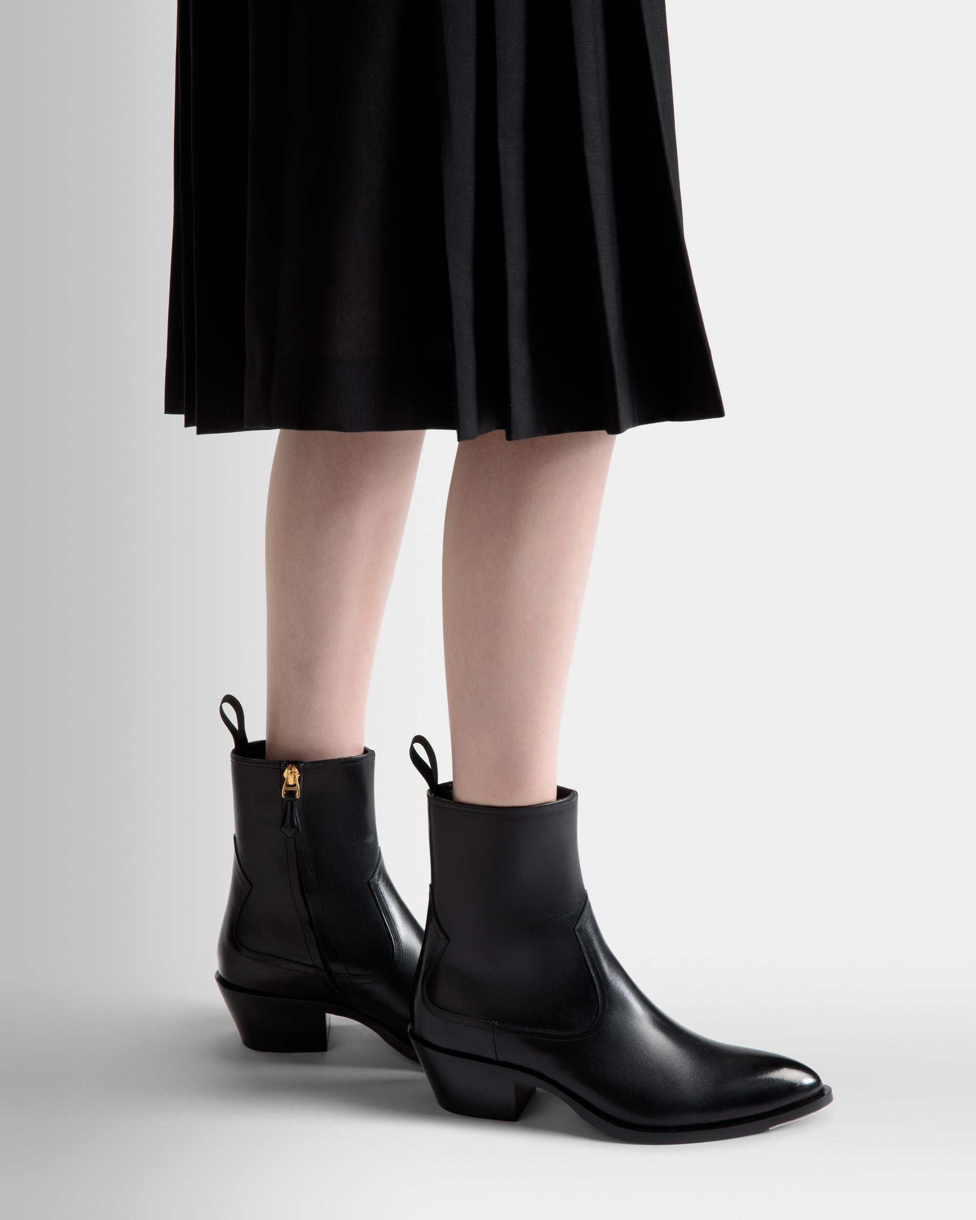 Vegas Stiefelette Aus Leder In Schwarz - Damen - Bally - 02
