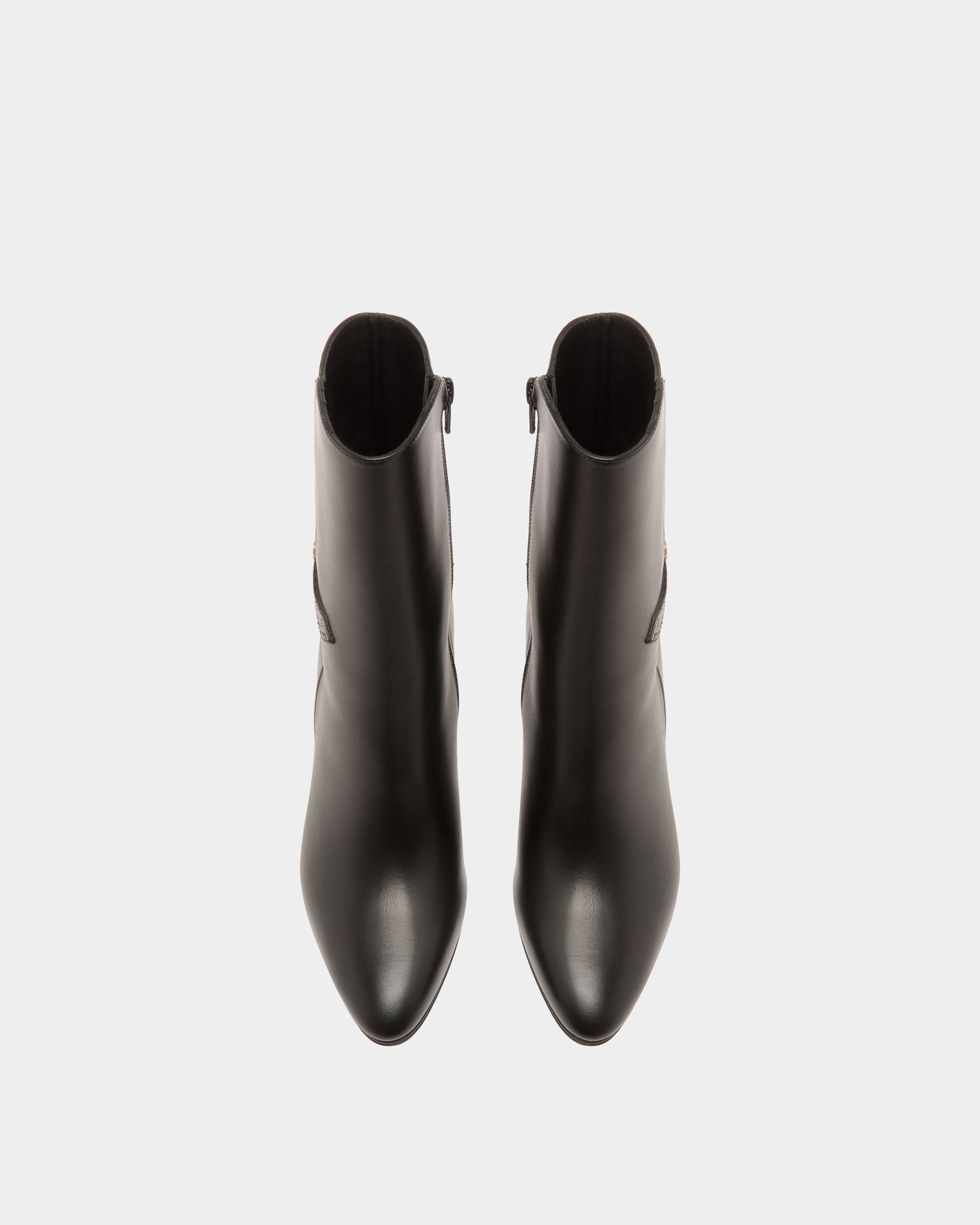 Yconic Booties In Black Leather - Damen - Bally - 04