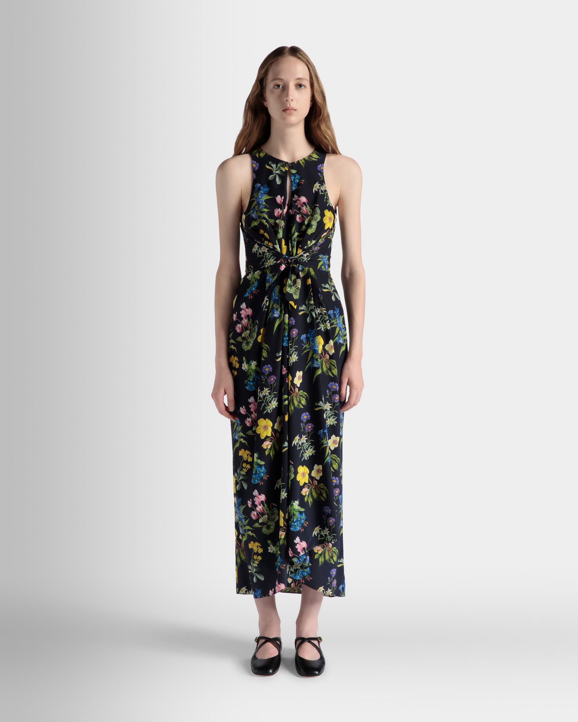 Ärmelloses Midikleid Aus Seide Mit Alpenblumen-Print - Damen - Bally - 02