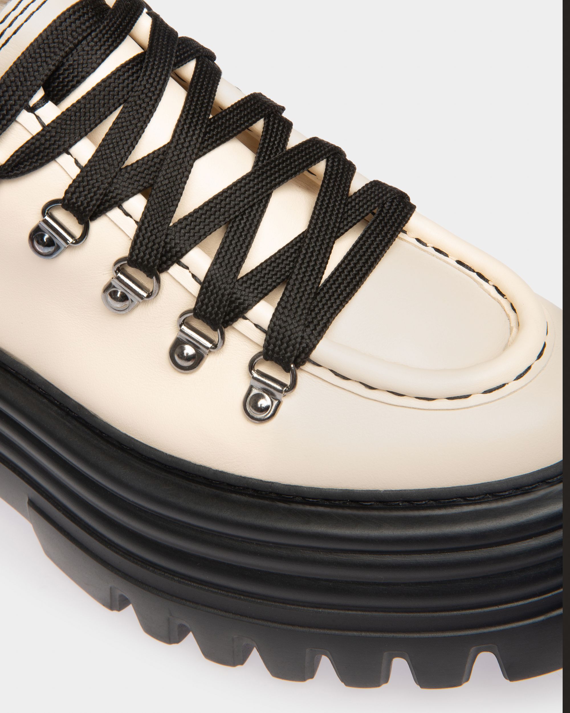 Glody Stiefeletten Aus Elfenbeinfarbenem Leder - Damen - Bally - 06