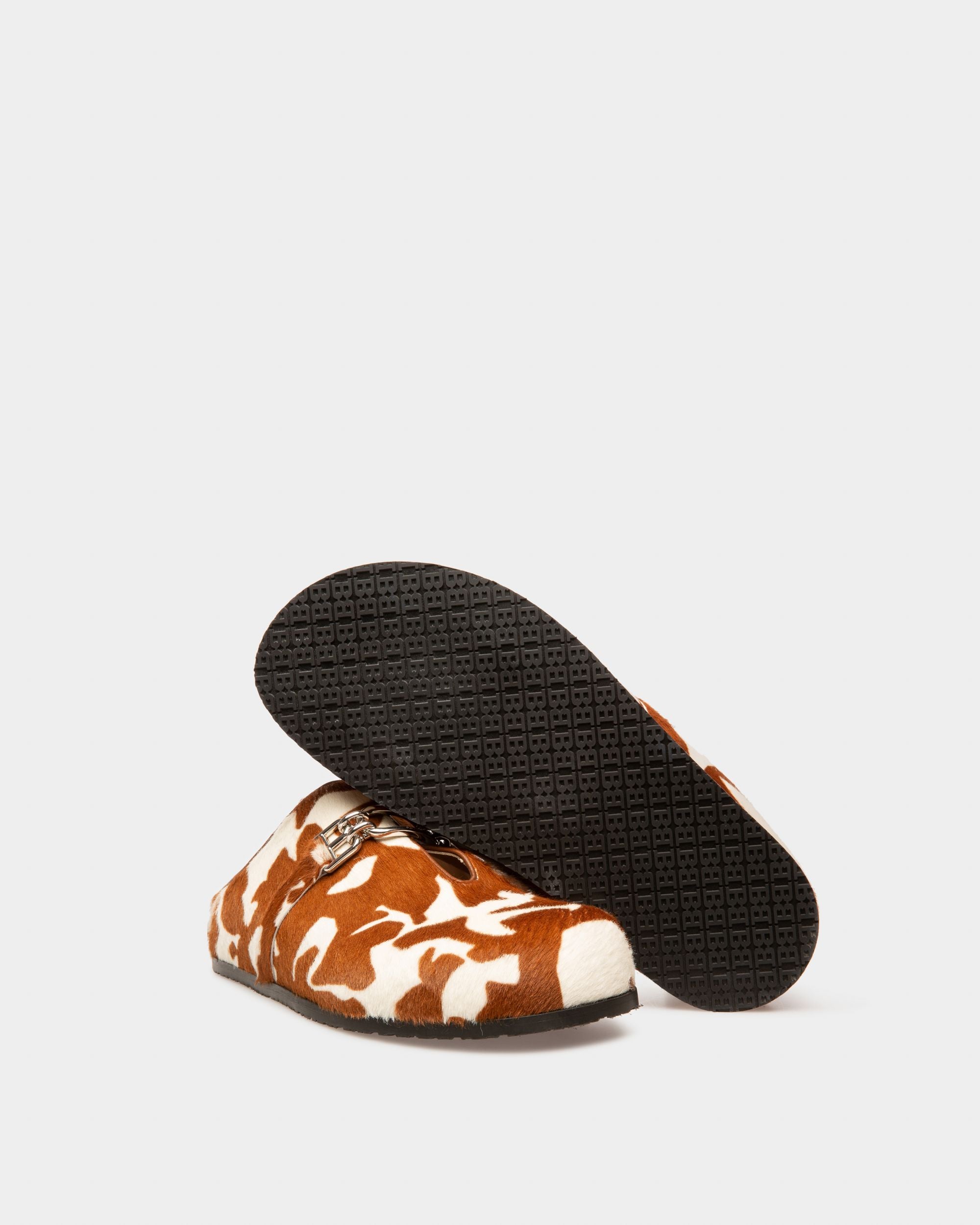 Francine Slipper Aus Weissem Und Braunem Kalbsfell - Damen - Bally - 05