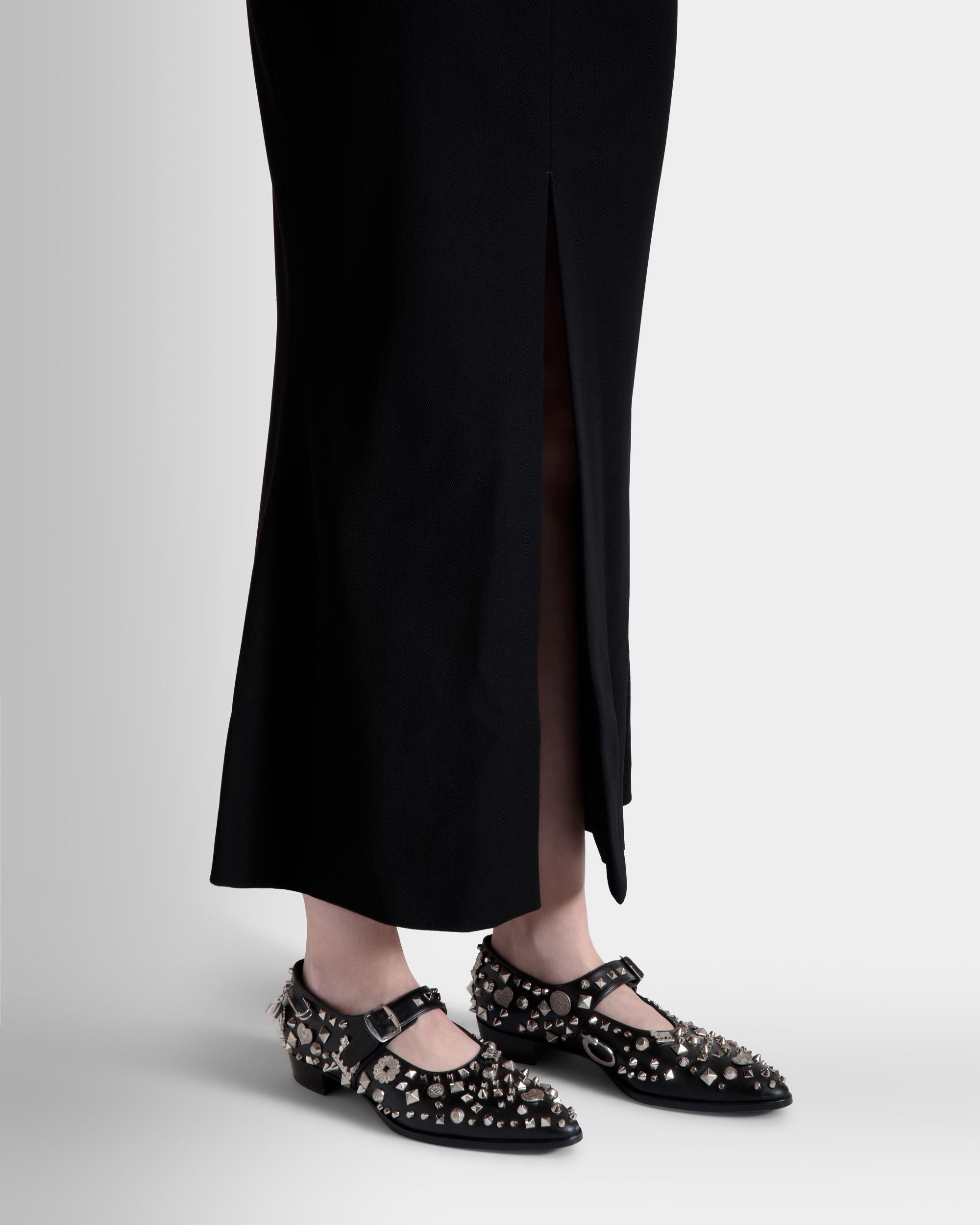 Glendale Mary-Jane In Black Leather with Studs - Damen - Bally - 02