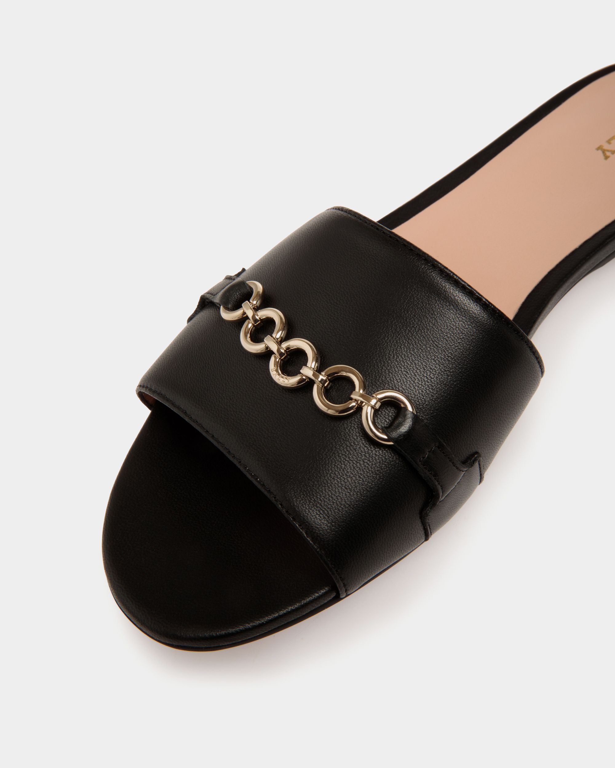 Flat Sandals In Black Leather - Damen - Bally - 05
