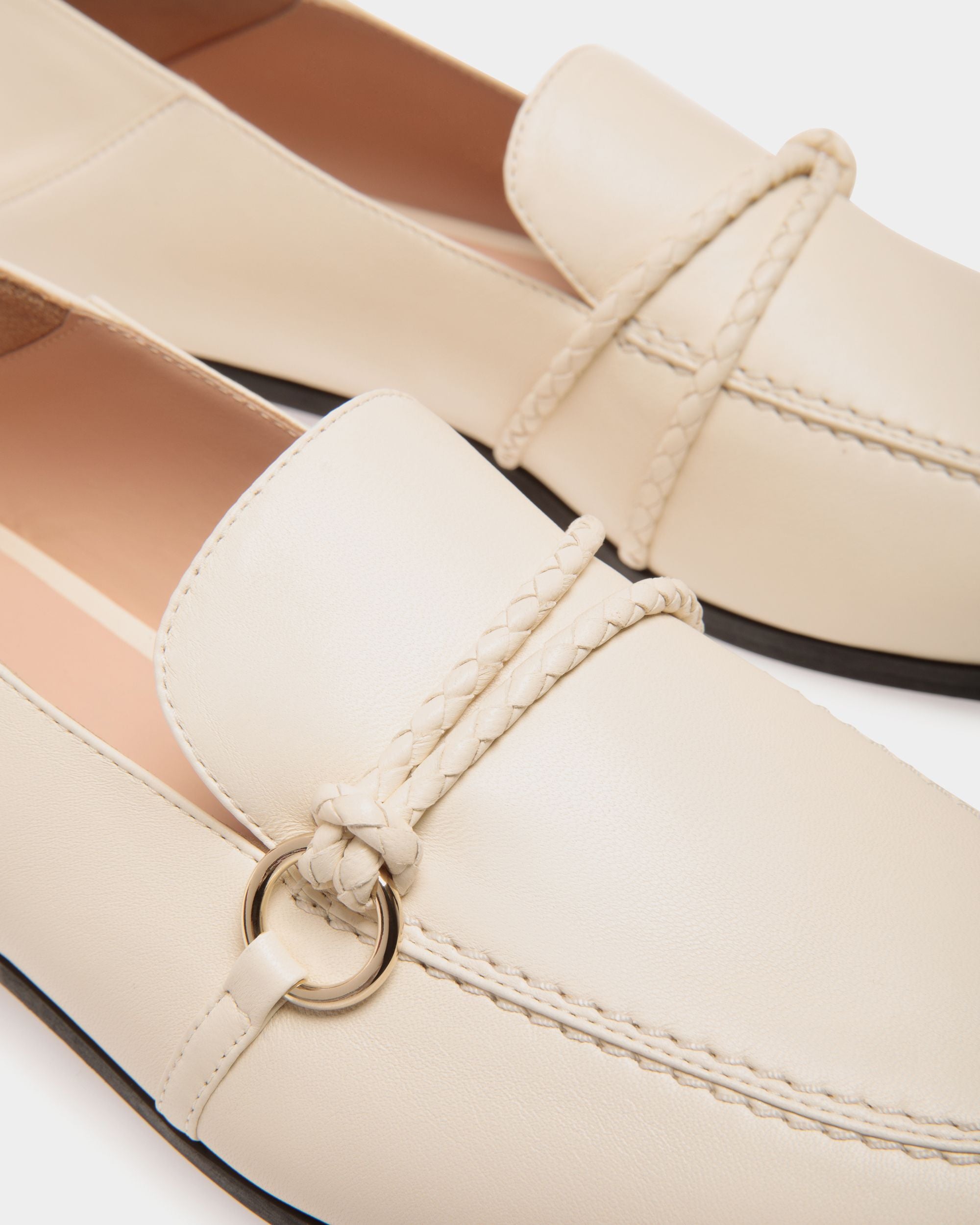 Flat Pump In White Lamb - Damen - Bally - 05