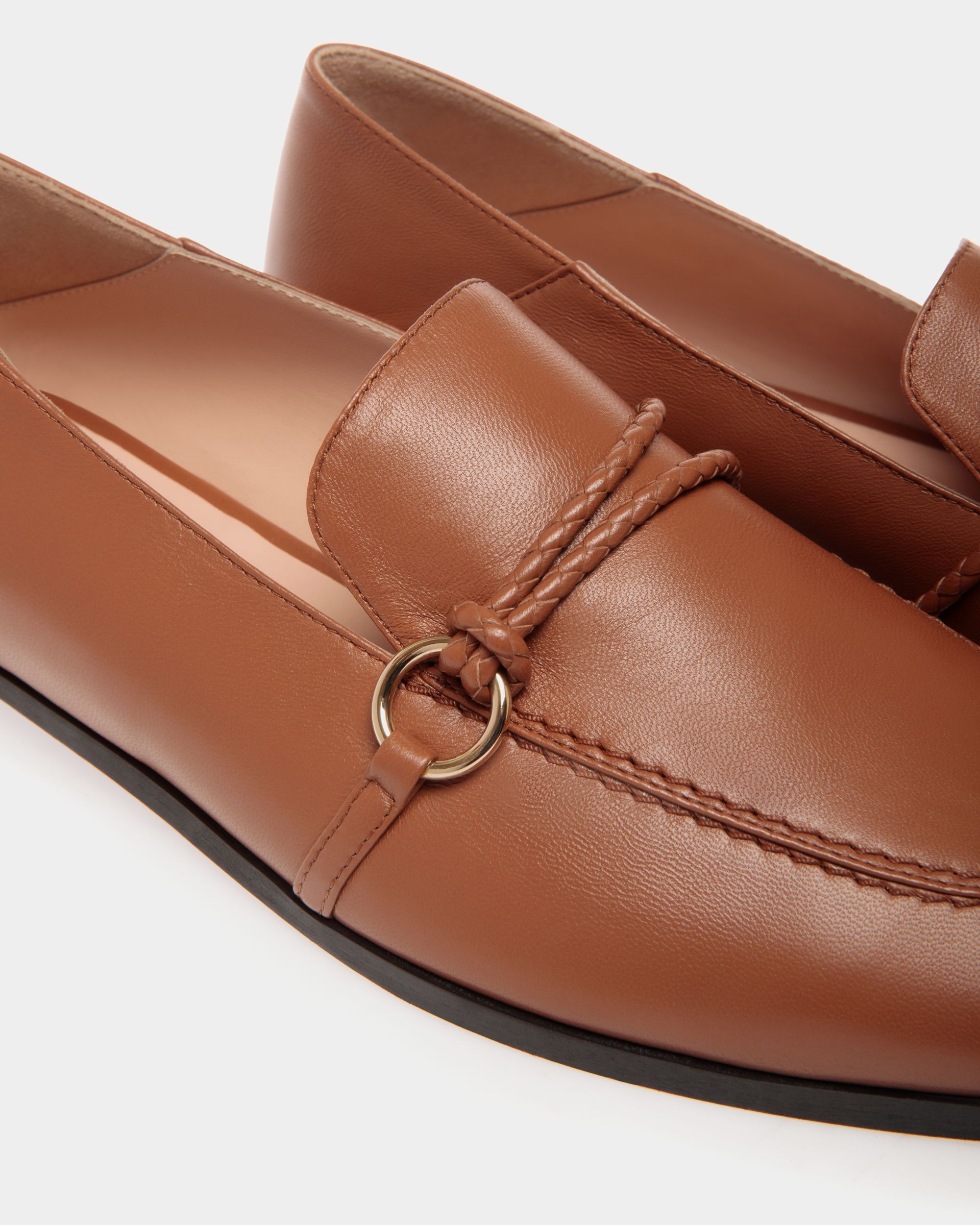 Flats In Grey Leather - Damen - Bally - 05