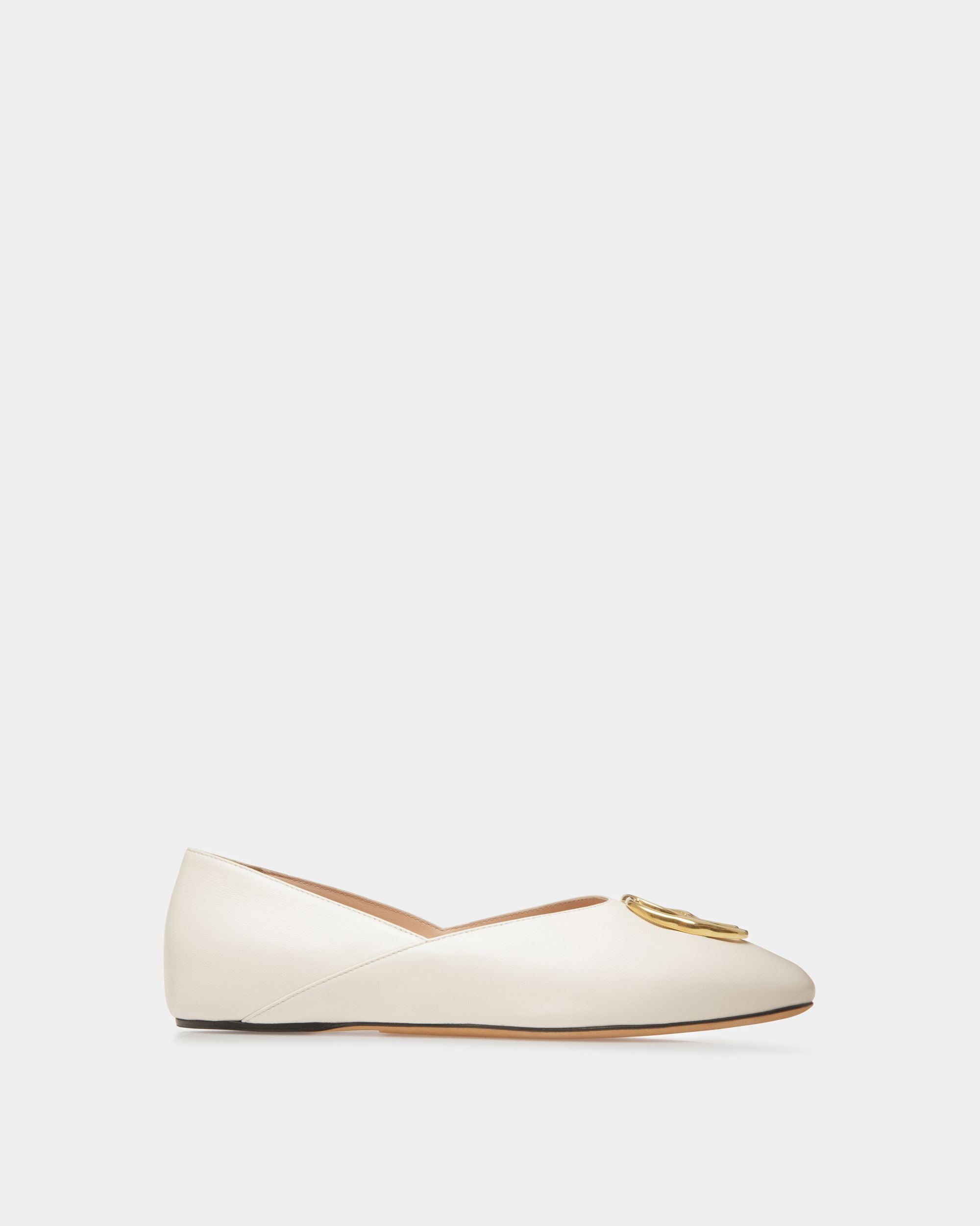 Emblem Slipper Aus Leder In Elfenbein - Damen - Bally - 01
