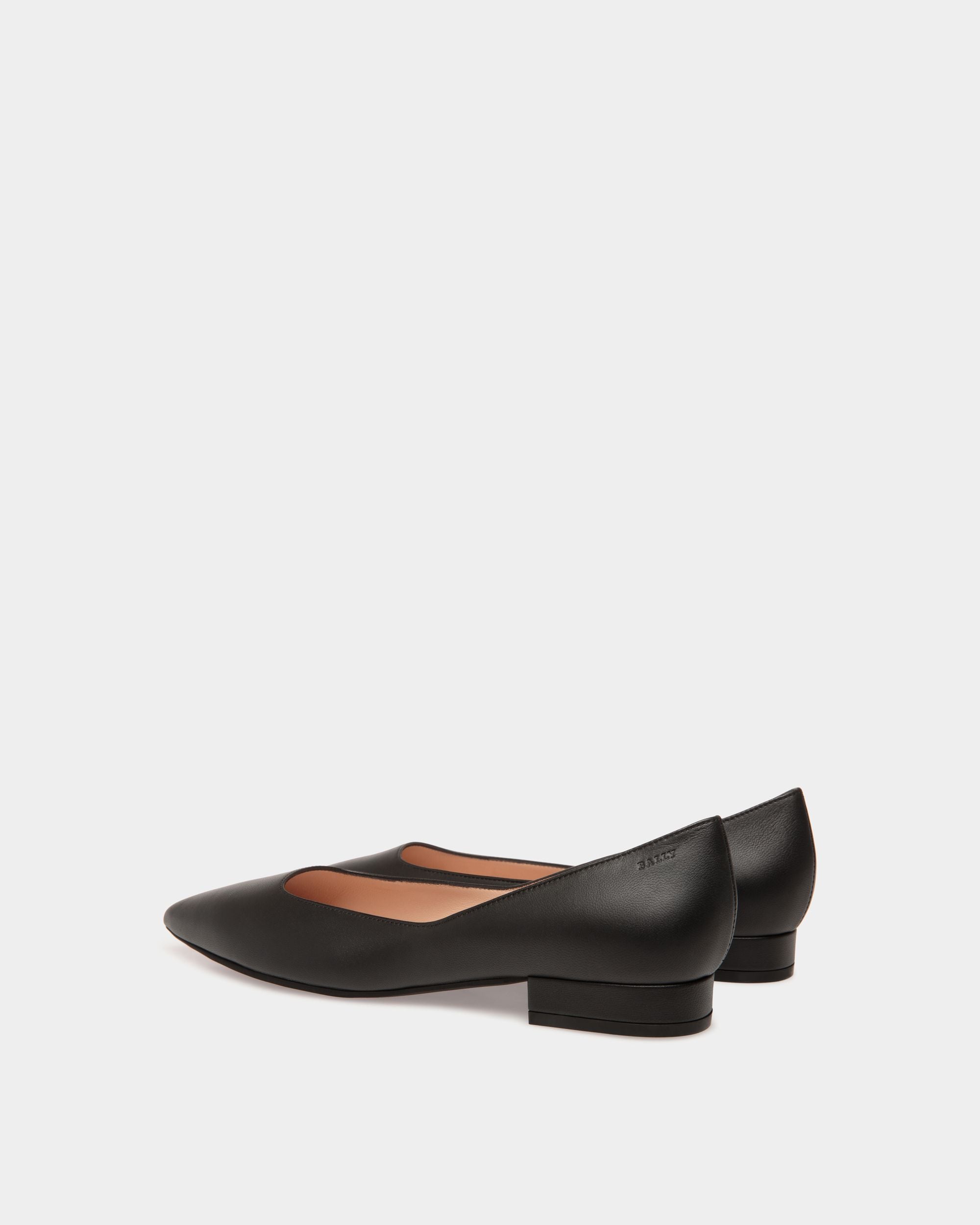 Pump In Black Leather - Damen - Bally - 03