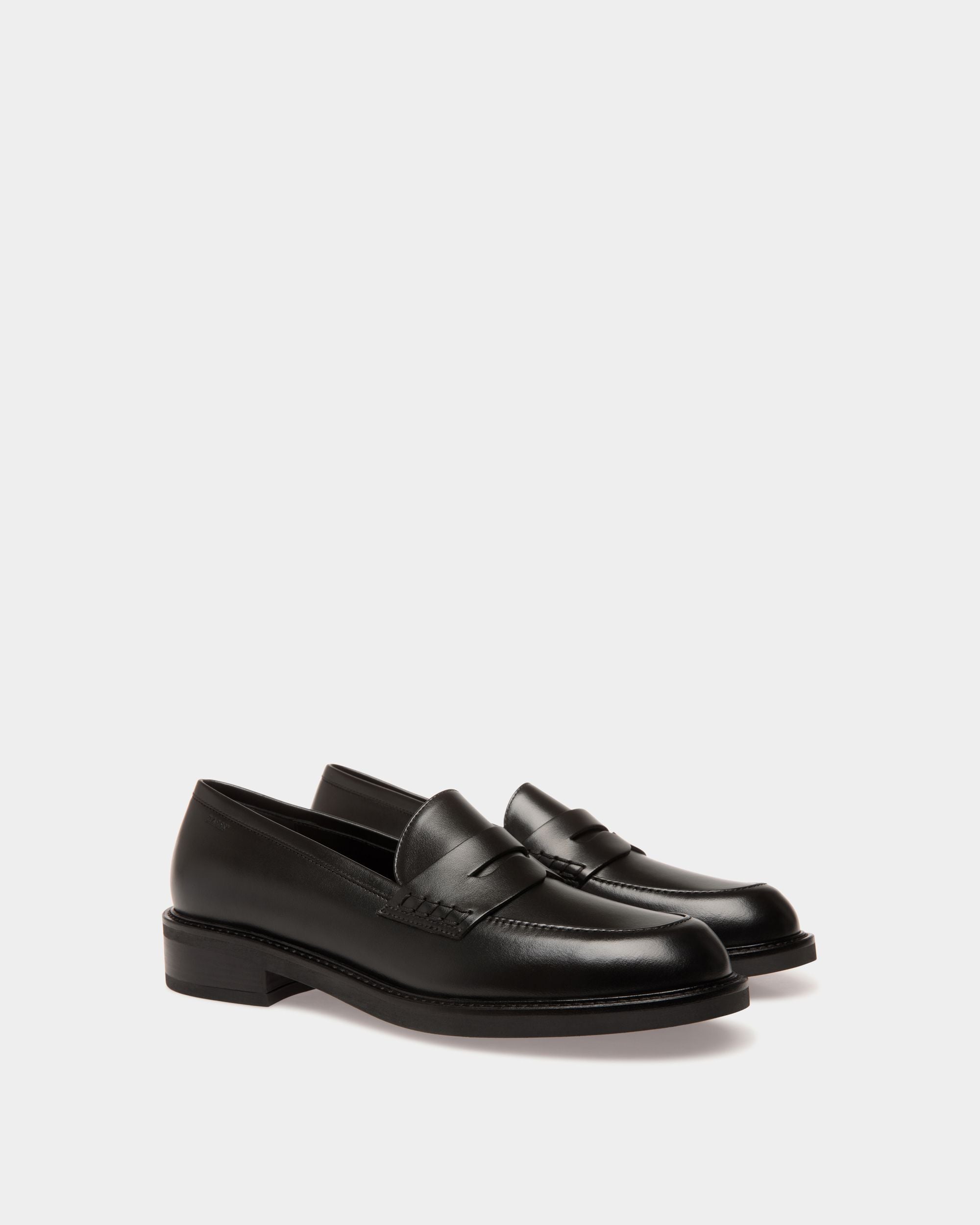 Flats In Black Leather - Damen - Bally - 02