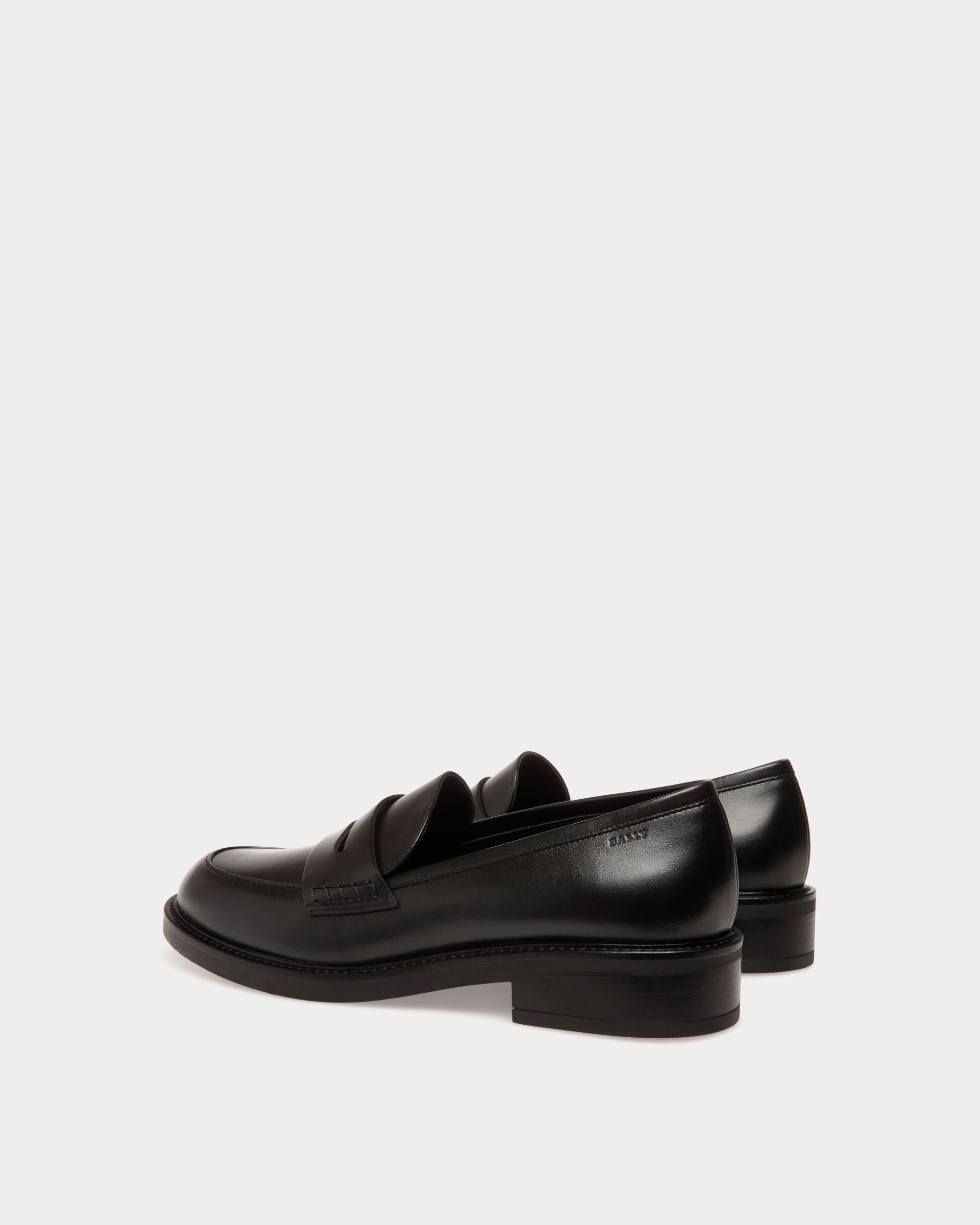 Flats In Black Leather - Damen - Bally - 03