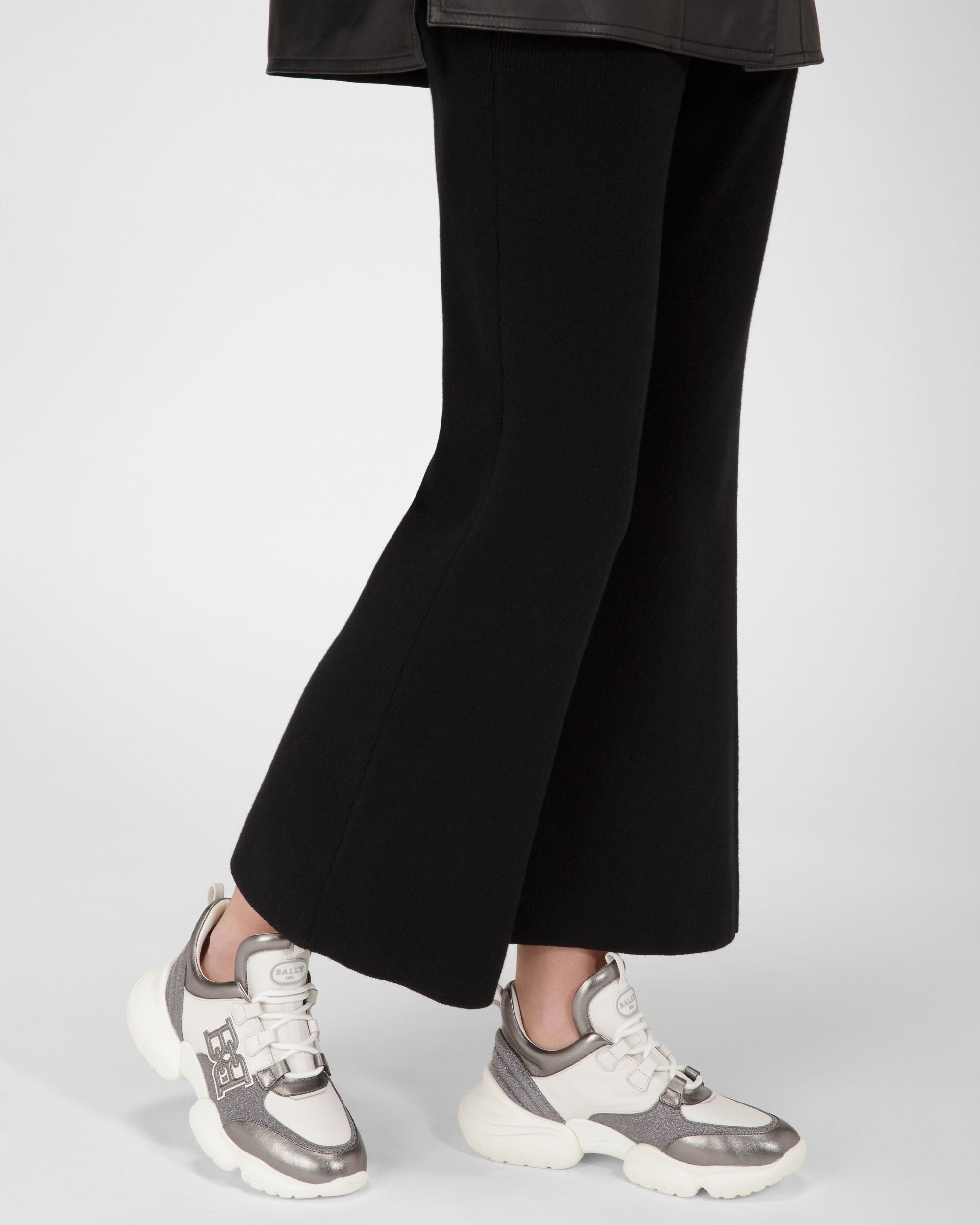 Claires Sneaker Aus Grauem Und Weissem Leder - Damen - Bally - 07