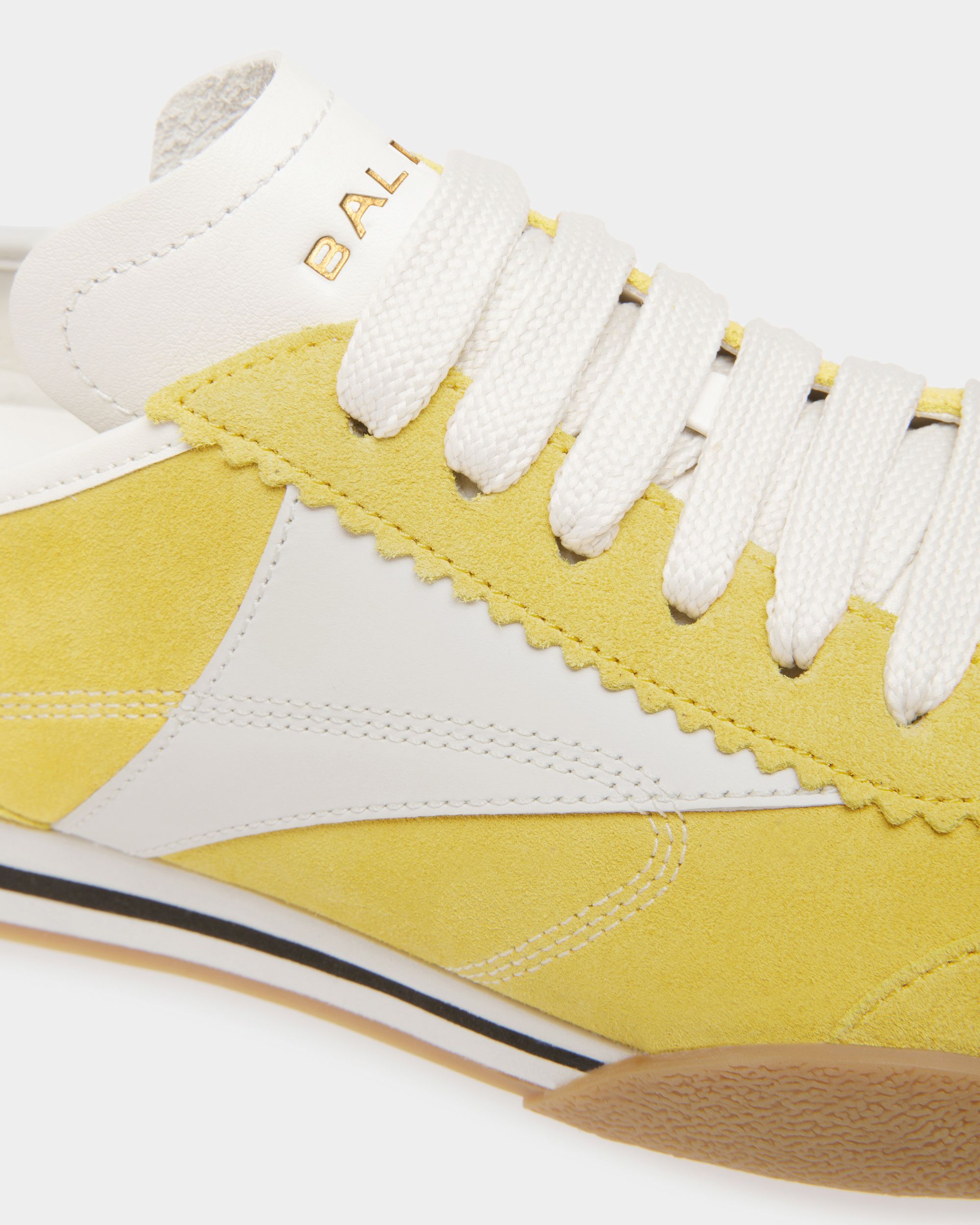 Sussex Sneaker Aus Gelbem Und Weißem Leder - Damen - Bally - 06