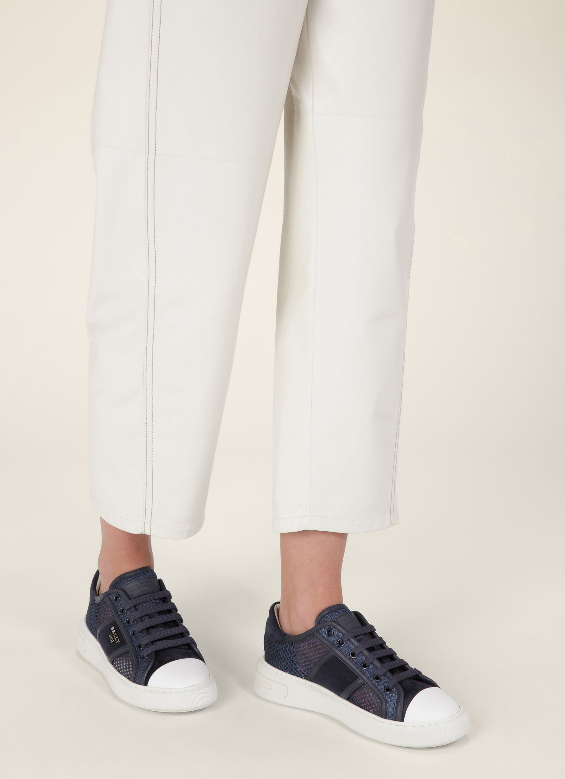 Myller Sneaker Aus Marineblauem Und Weissem Netzstoff Und Leder - Damen - Bally - 06