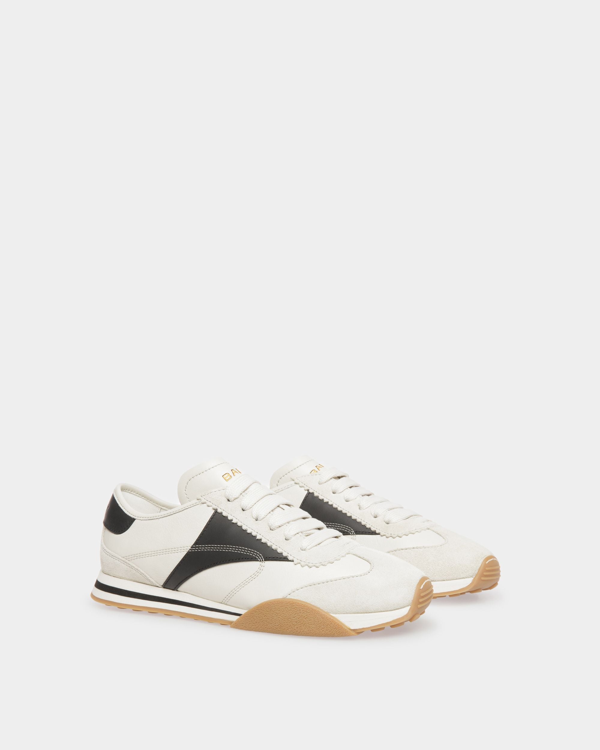Sussex Sneaker Aus Leder in Staubweiß und Schwarz - Damen - Bally - 02