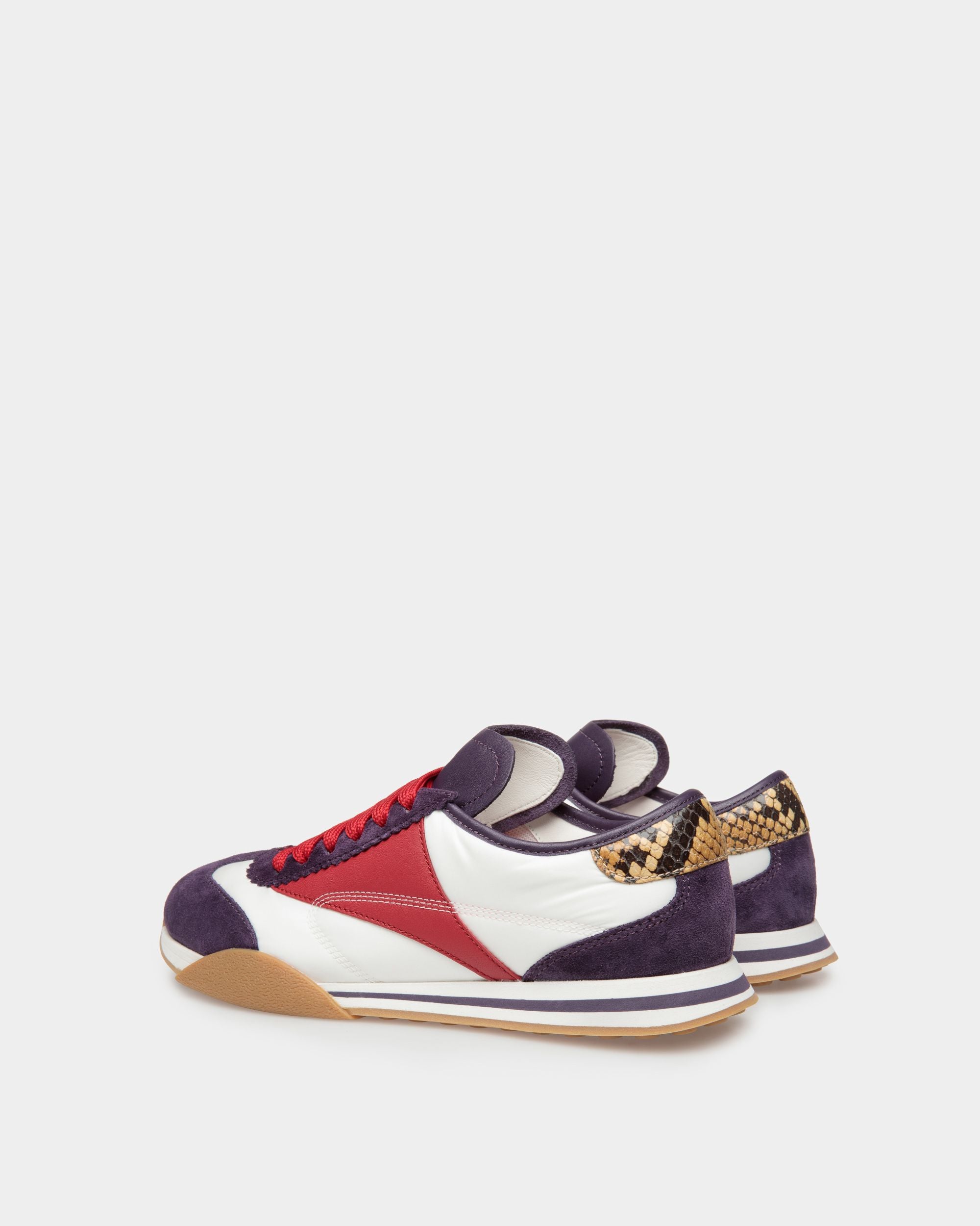 Sussex Sneaker Aus Weißem Stoff Und Rotem Leder Mit Lila Veloursleder - Damen - Bally - 03