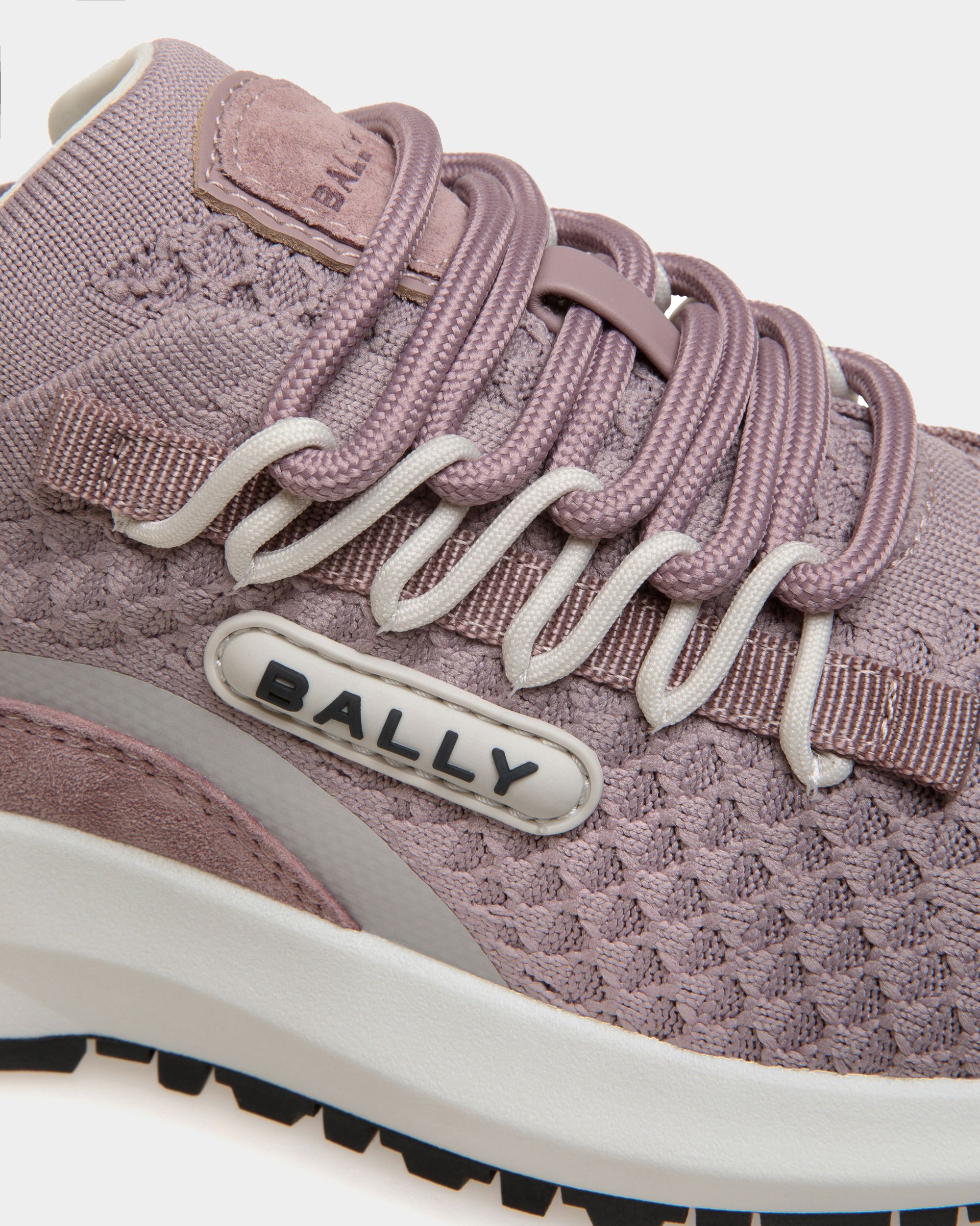 Outline | Low-Top Sneaker für Damen aus Strickgewebe in Flieder | Bally | Still Life Detail
