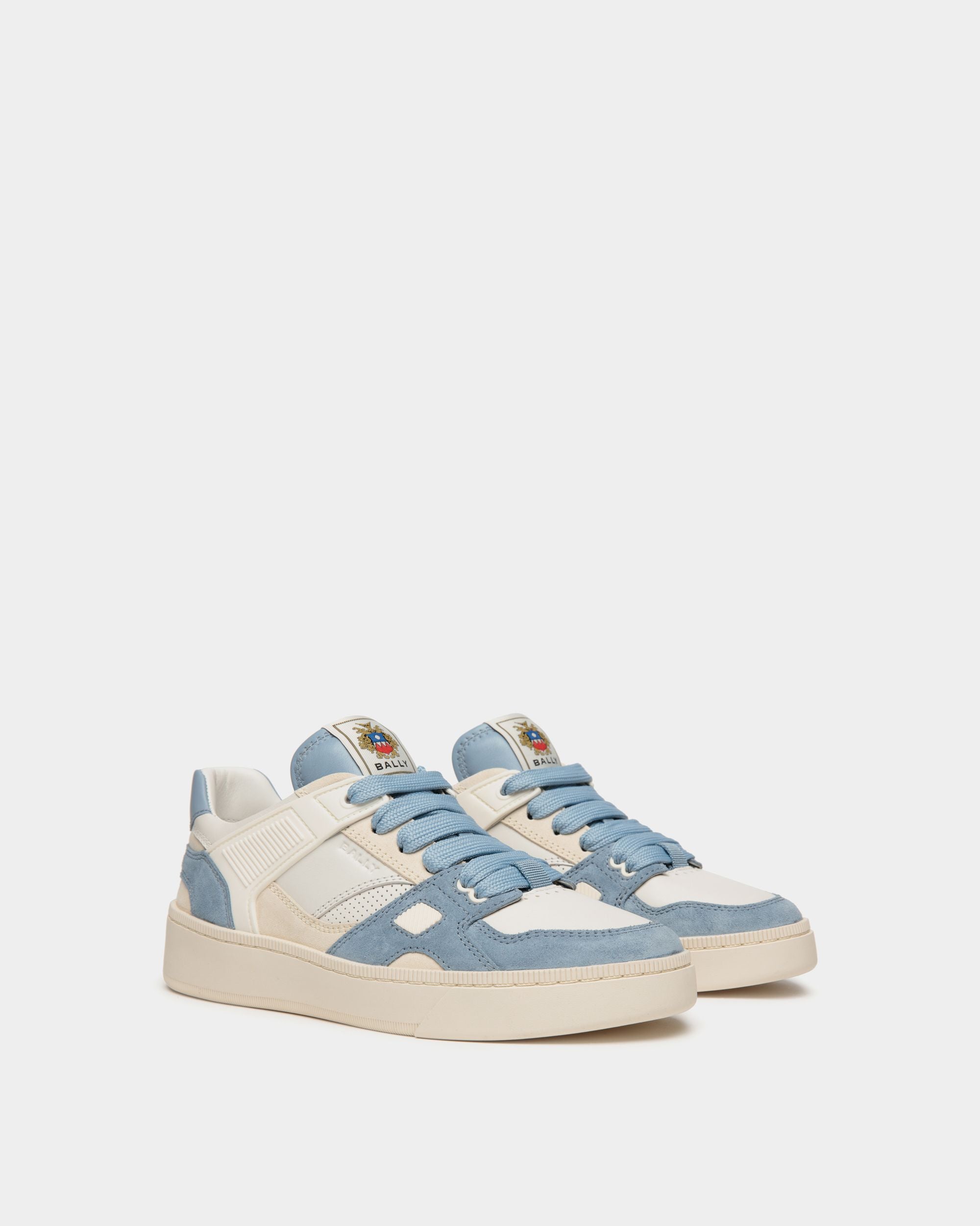 Raise Sneaker Aus Veloursleder In Weiß Und Light Blue - Damen - Bally - 02