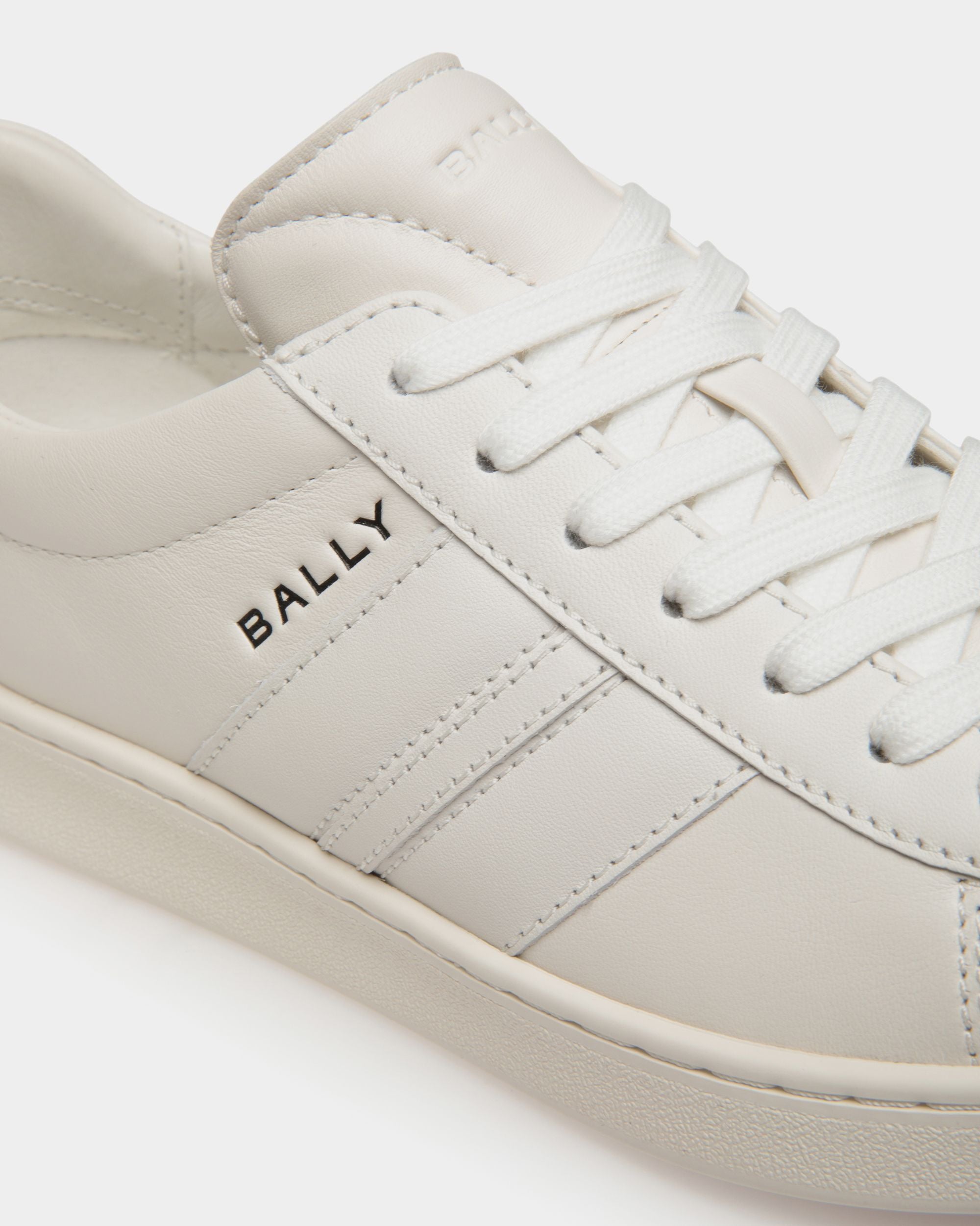 Tennis Sneaker Aus Leder In Weiß - Damen - Bally - 04