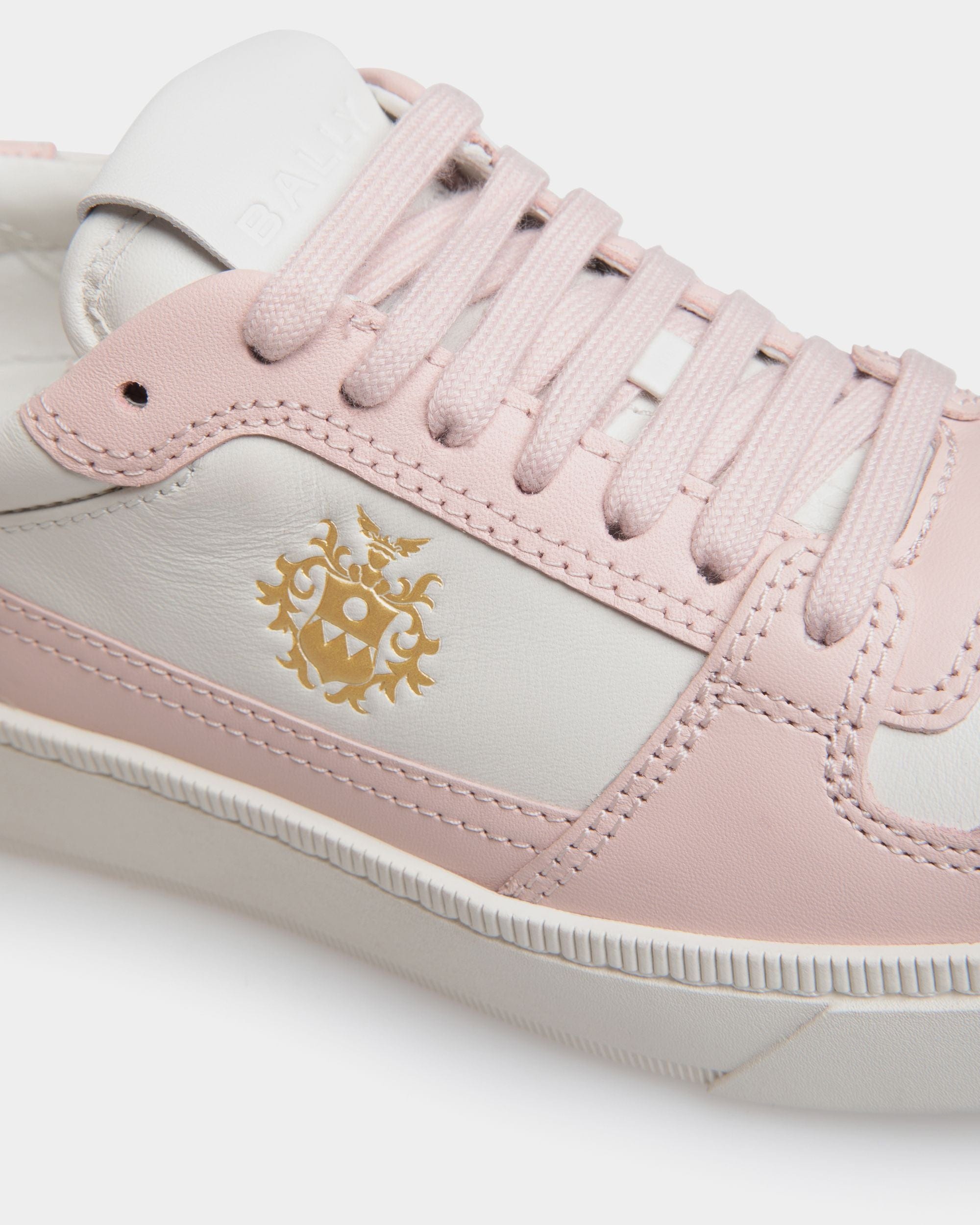 Raise Sneaker Aus Leder In Dusty Petal Und Weiß - Damen - Bally - 06