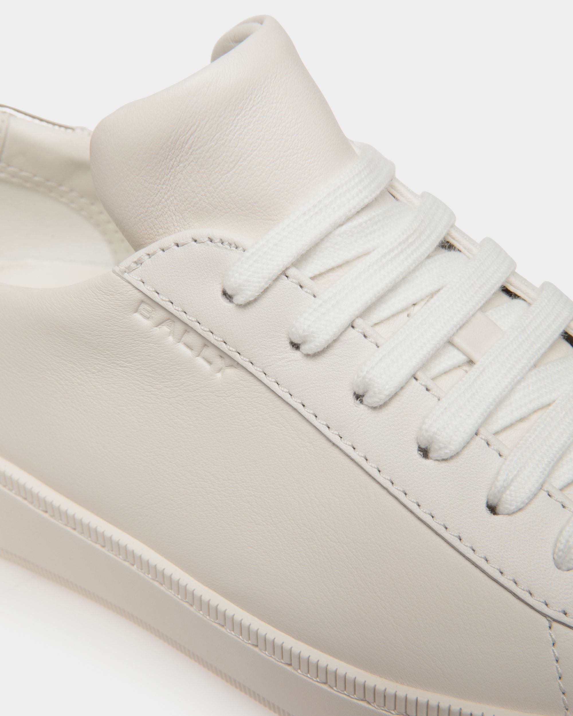 Raise Sneaker Aus Leder In Weiß Und Gold - Damen - Bally - 06