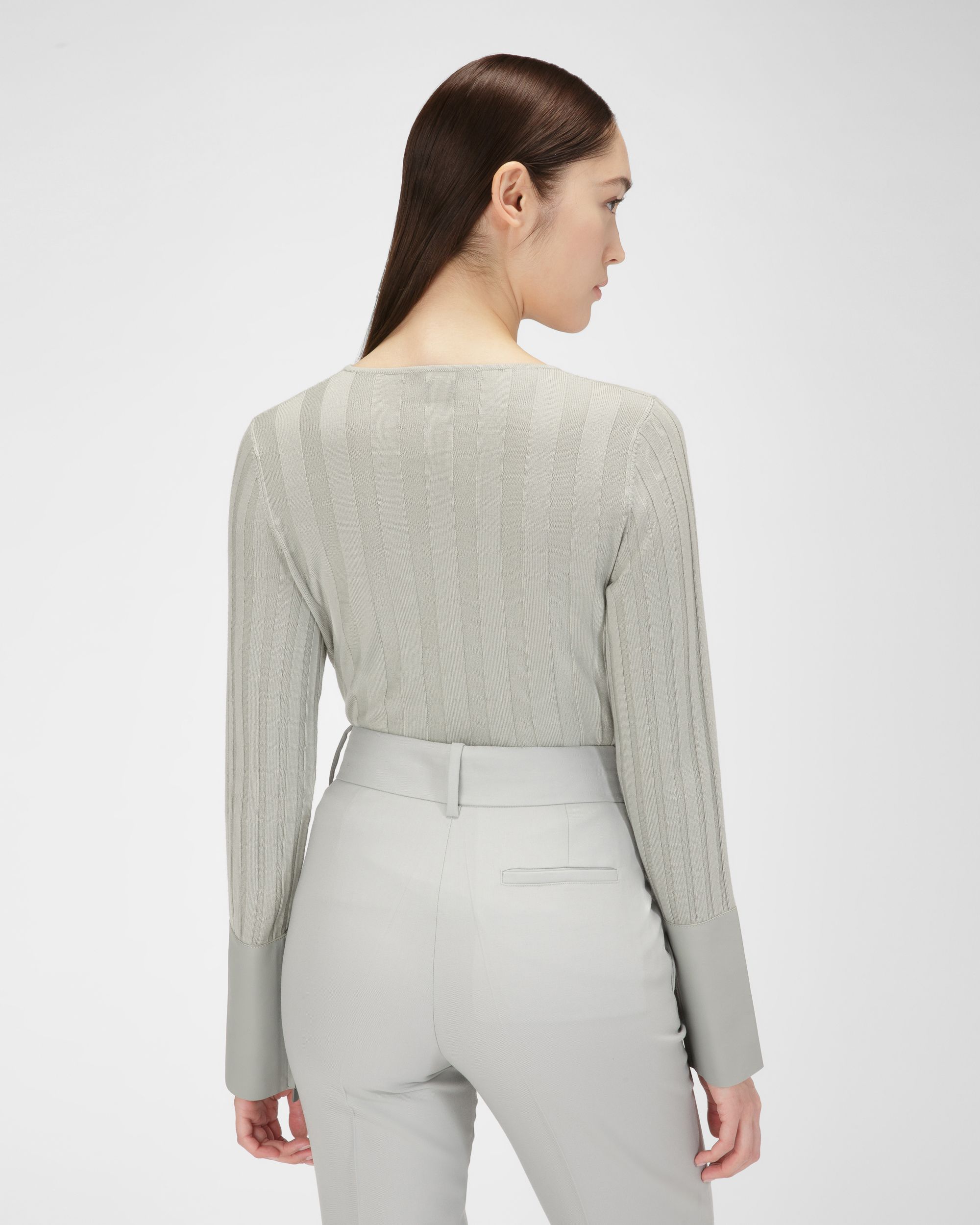 Aus Grauem Woll-Kaschmir-Mischgewebe Mit V-Ausschnitt - Damen - Bally - 03