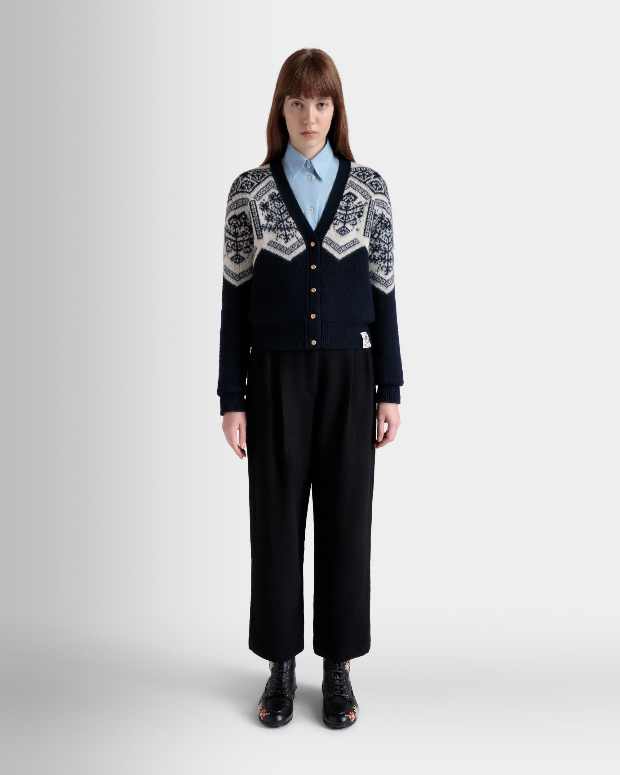 Winter Capsule Cardigan Aus Wolle In Navy Blue Mit Heritage-Blume - Damen - Bally - 02