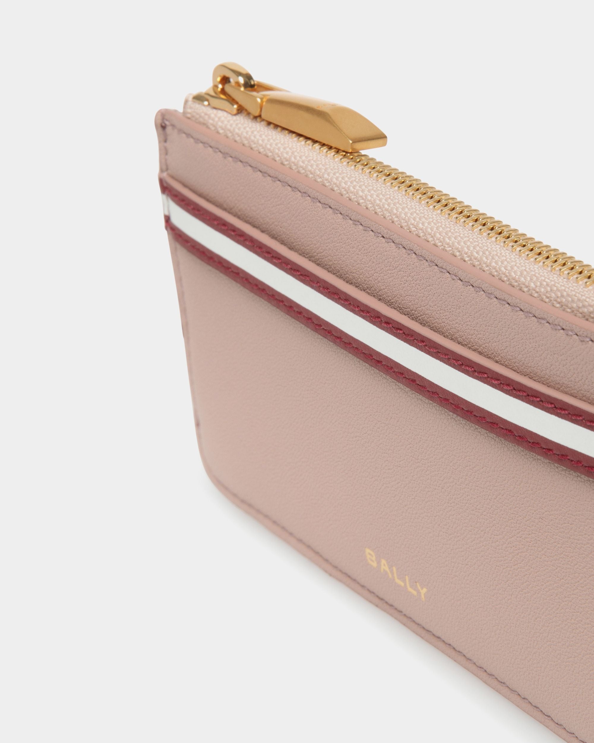 Code Kartenetui Mit Reißverschluss Aus Leder In Light Beige - Damen - Bally - 04