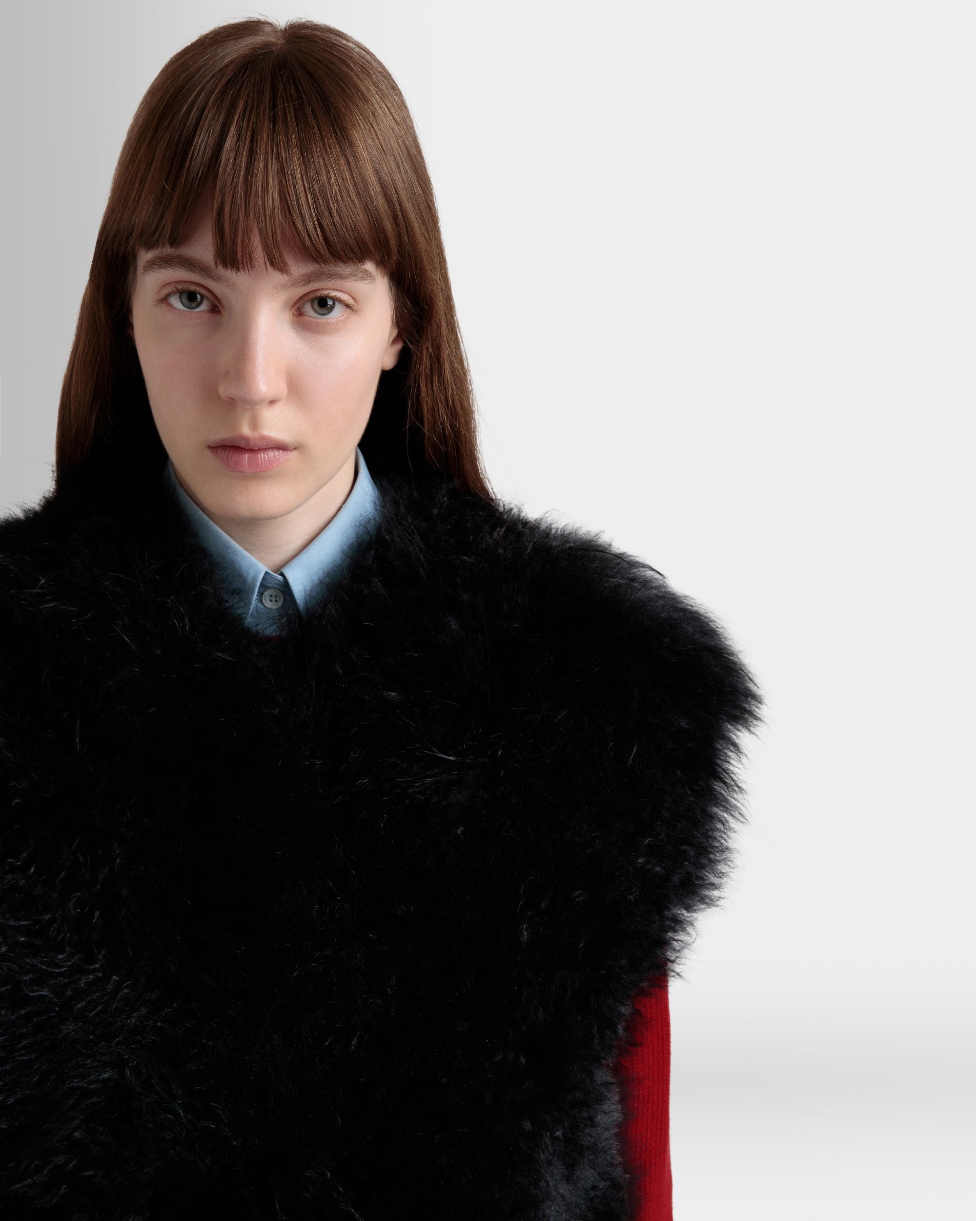 Winter Capsule Weste Aus Schwarzem Schaffell - Damen - Bally - 03