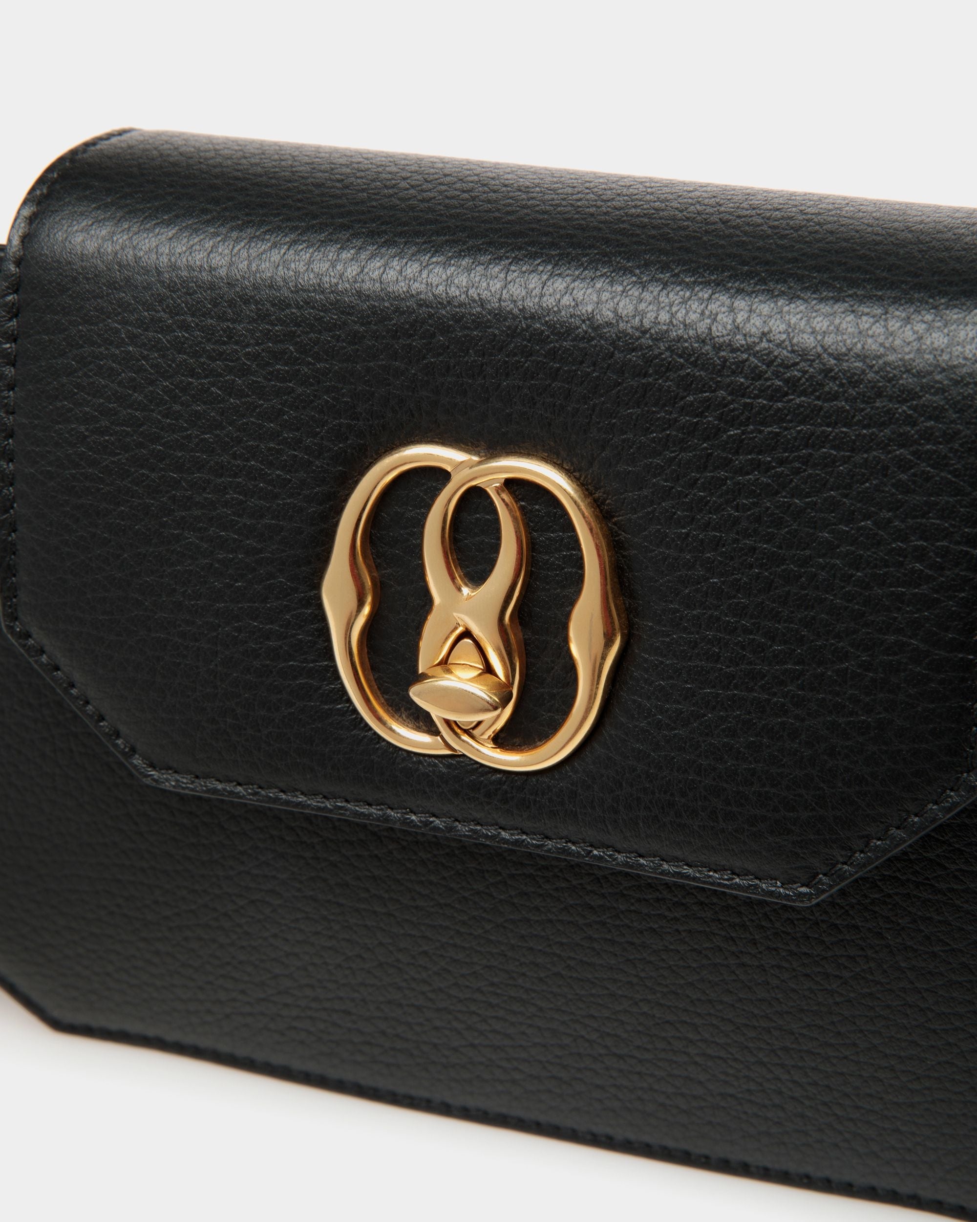 Emblem Octogone Tasche Aus Leder In Schwarz - Damen - Bally - 05