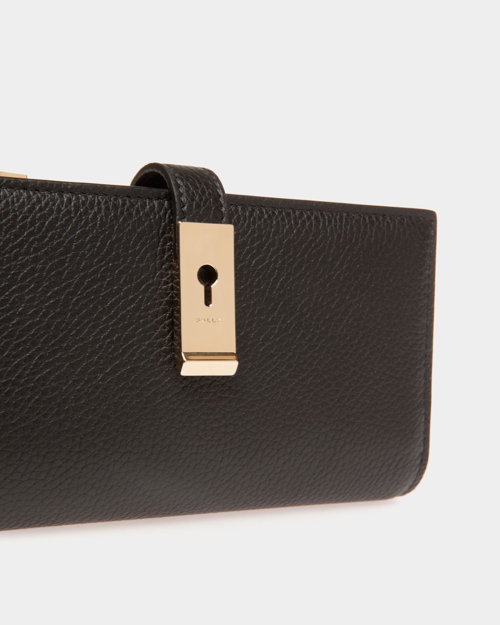 Lock Me Lange Geldbörse Aus Genarbtem Leder In Schwarz - Damen - Bally - 04