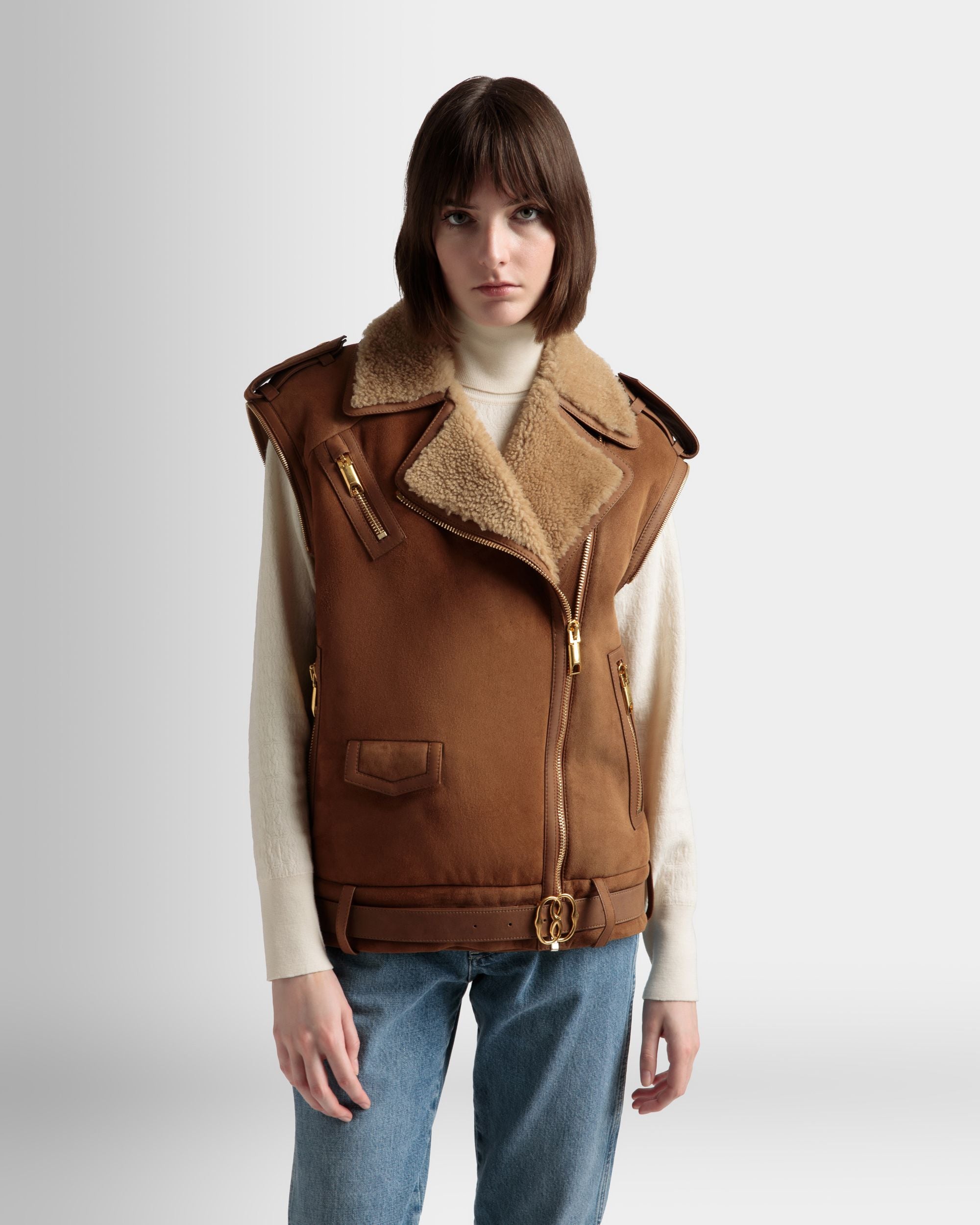 Zweireihige Lammfelljacke Aus Veloursleder In Braun - Damen - Bally - 03