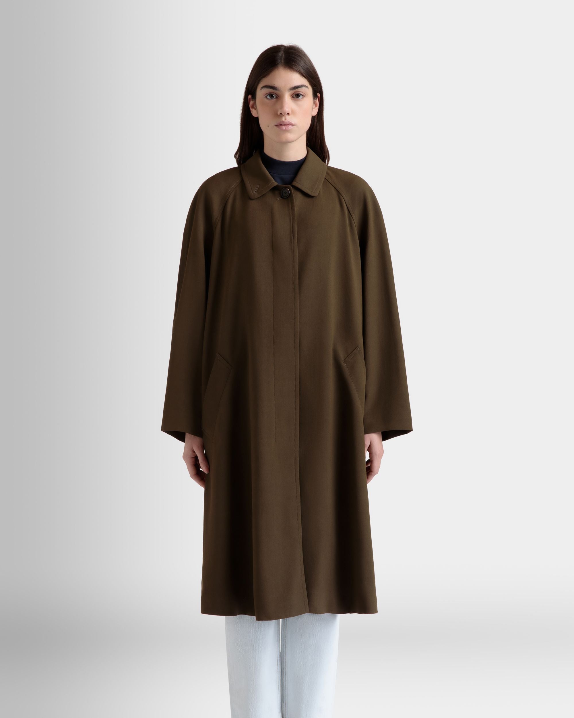 Mantel In Aus Fließender Gabardine In Military Green - Damen - Bally - 08