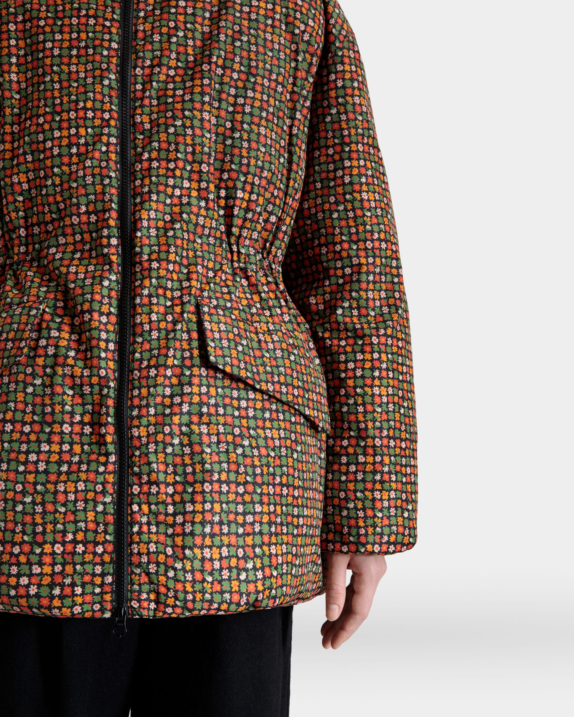 Winter Capsule Steppjacke Mit Alpenblumen Aus Mehrfarbigem, Recyceltem Nylon - Damen - Bally - 03