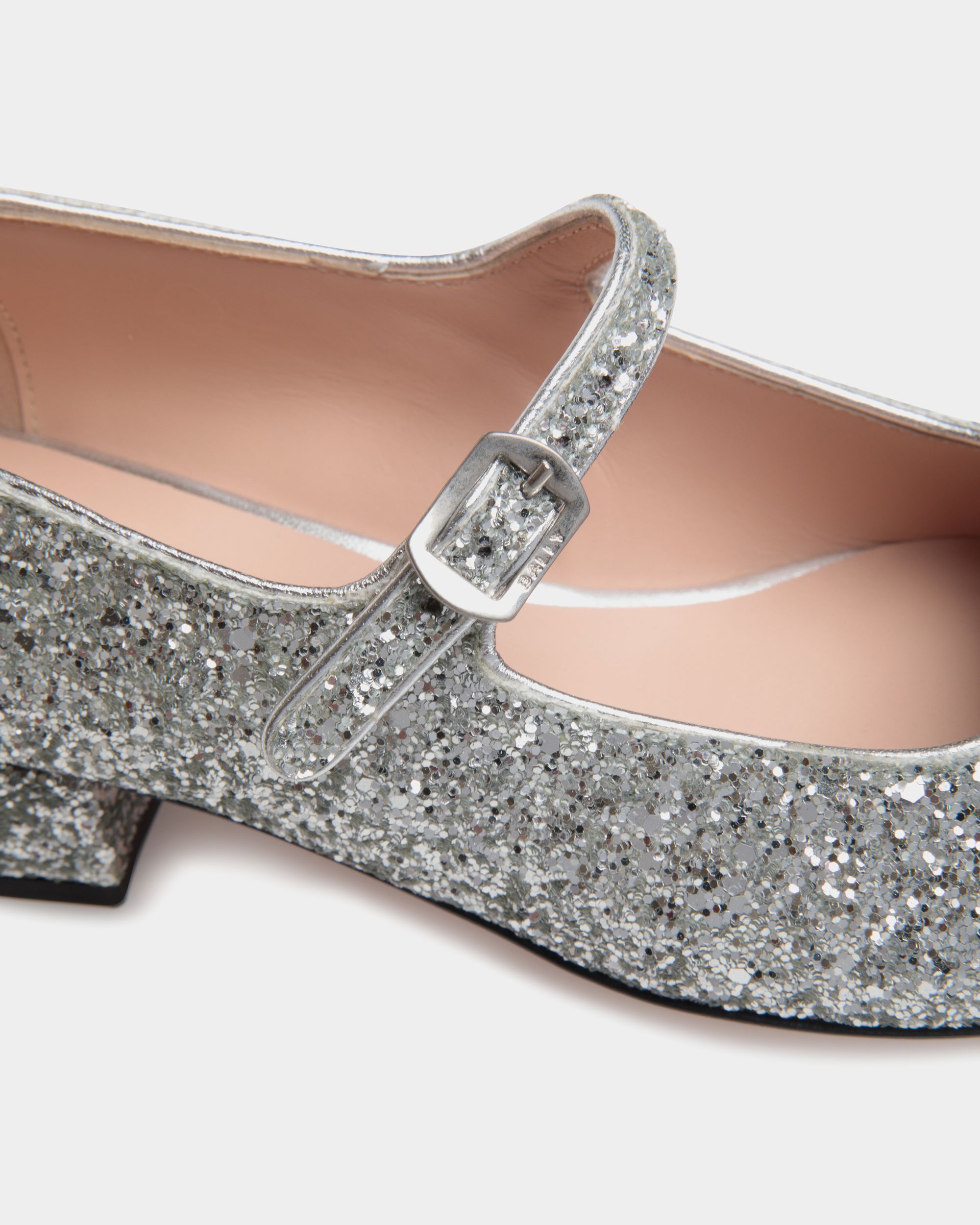 Ballyrina Pumps Aus Silbernem Stoff - Damen - Bally - 06