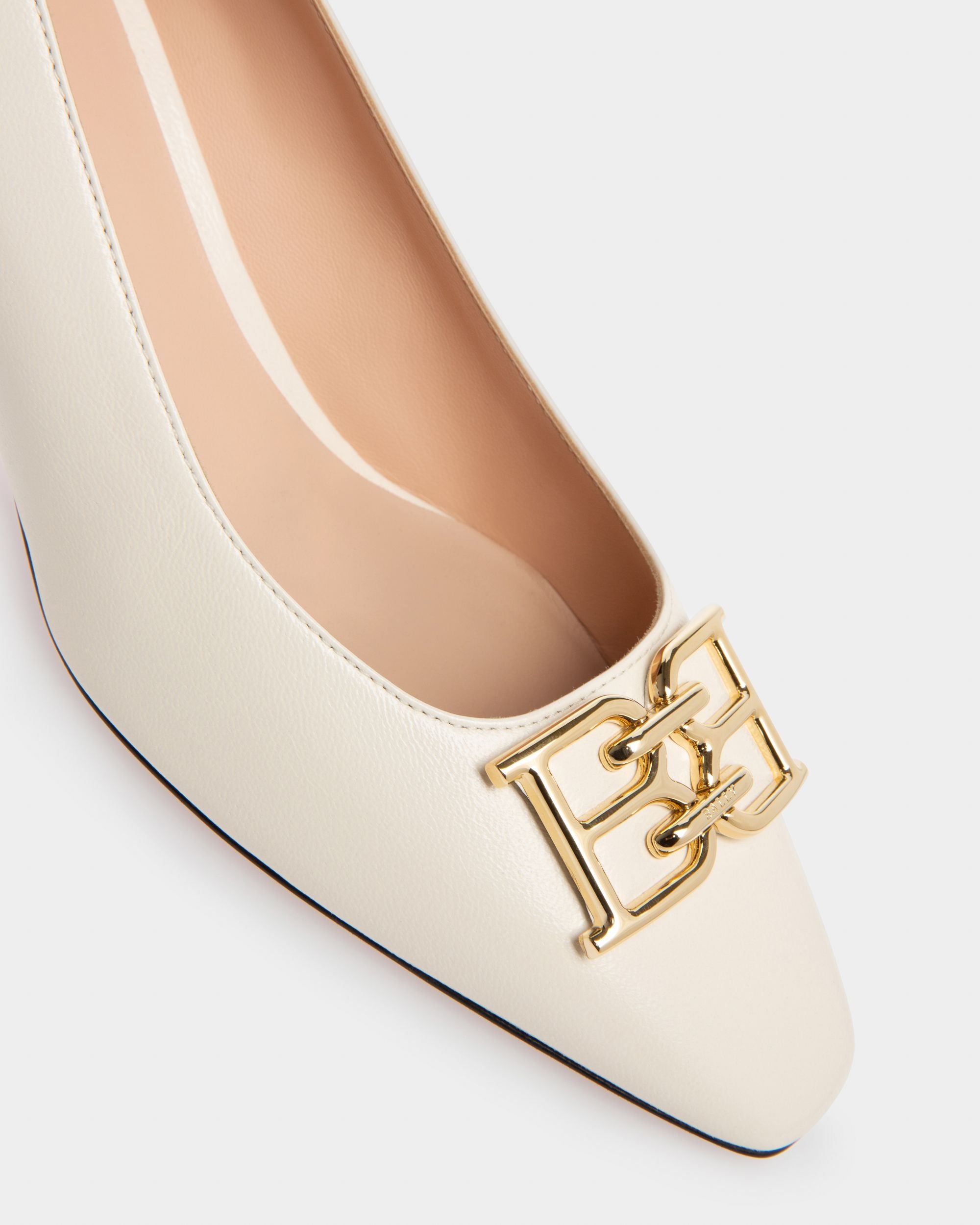 Evanca Pumps Aus Elfenbeinfarbenem Leder - Damen - Bally - 05